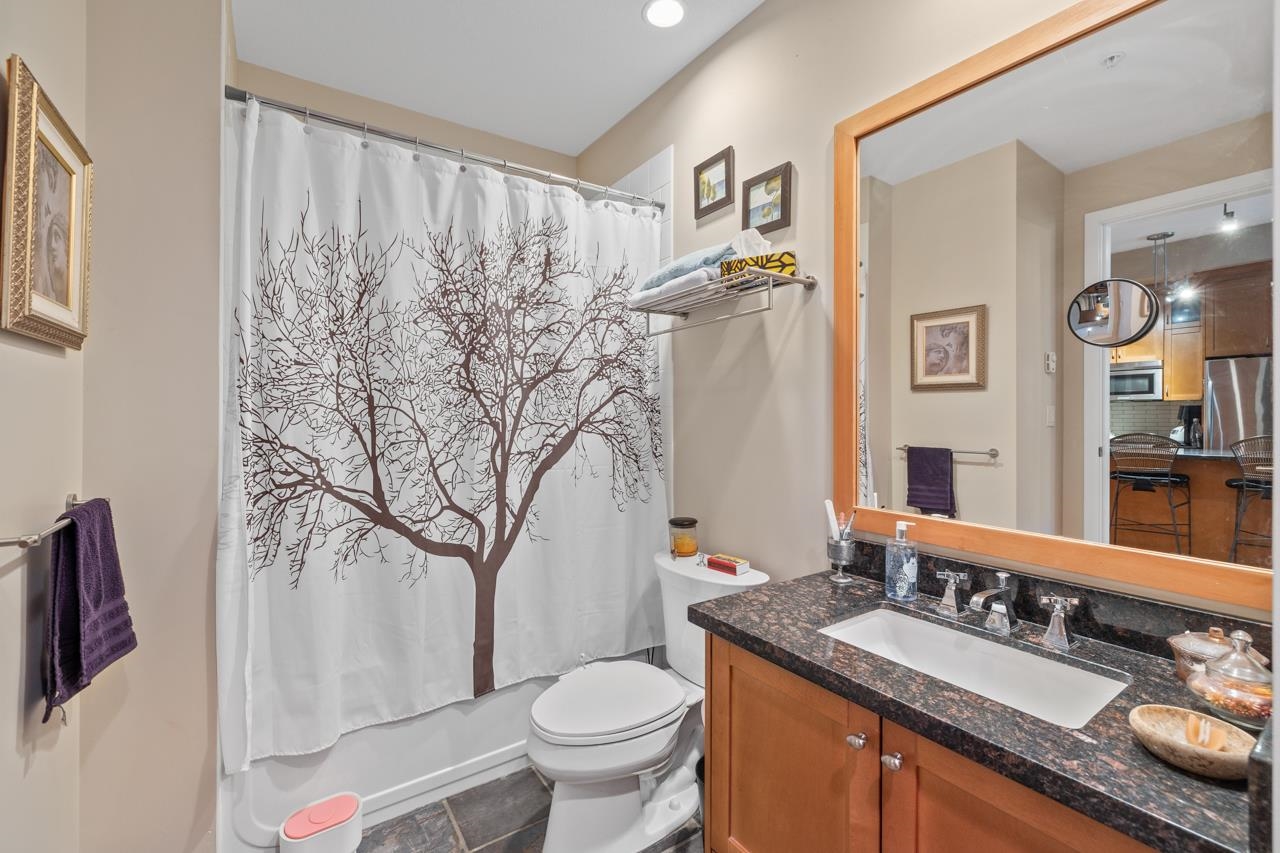 109 240 SALTER STREET, #109