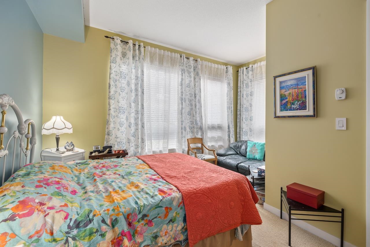 109 240 SALTER STREET, #109