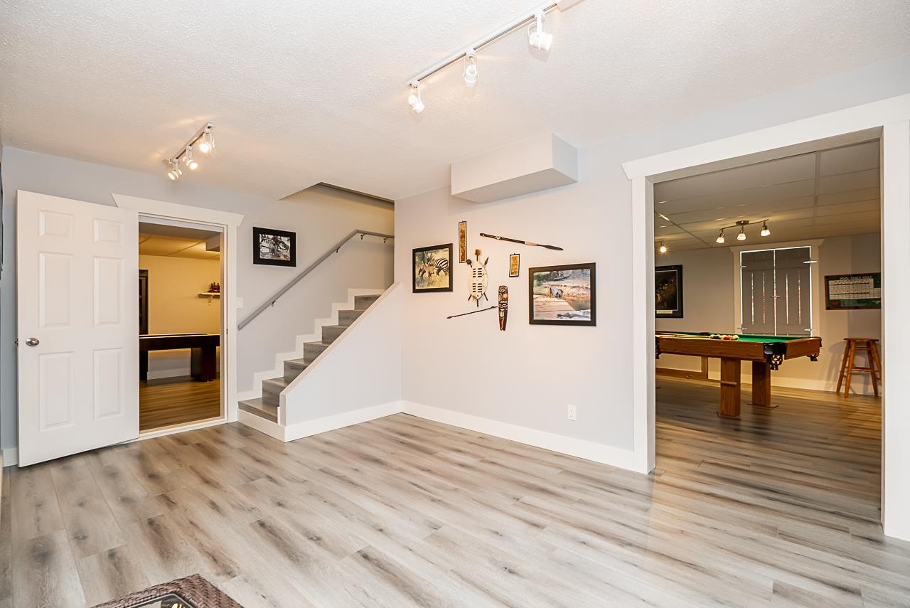 18306 55 AVENUE
