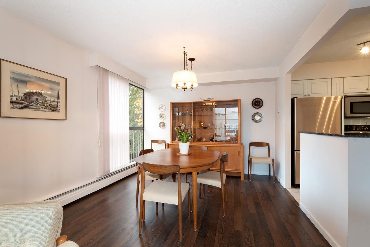 501 1745 ESQUIMALT AVENUE, #501