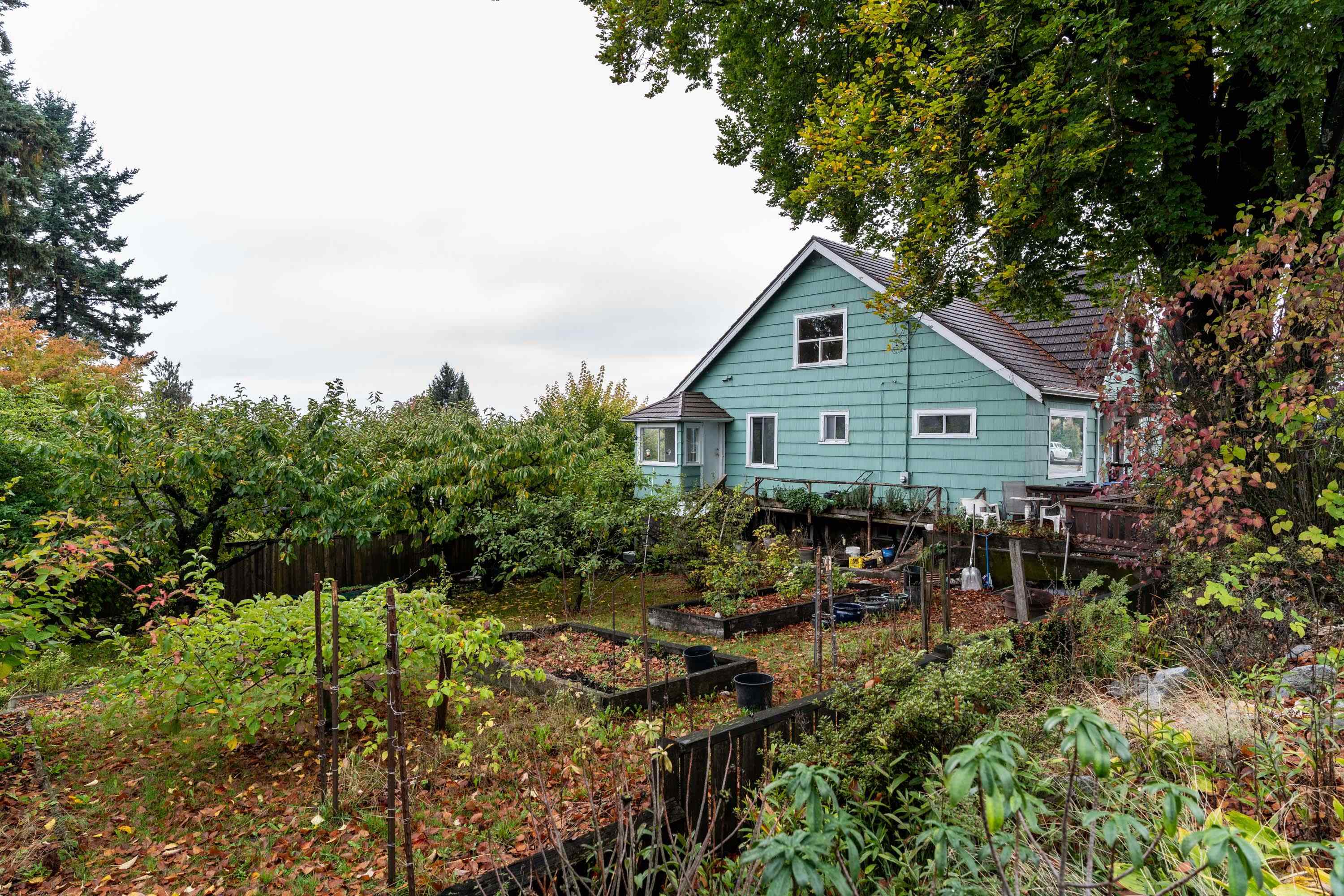 1522 NANAIMO STREET