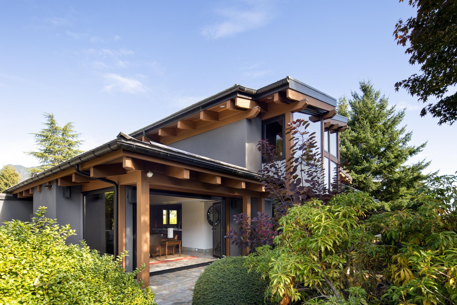 865 ANDOVER CRESCENT