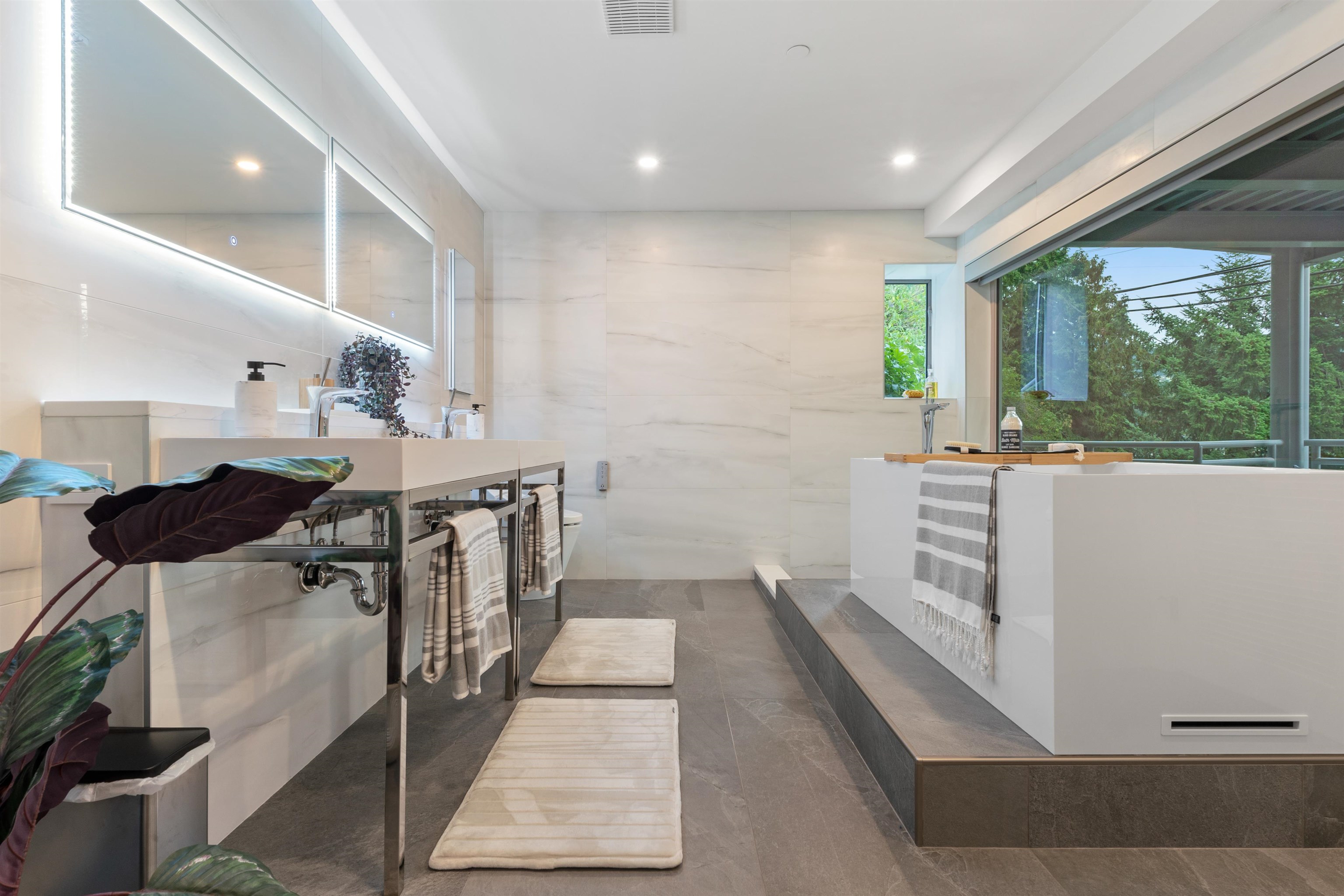 5897 MARINE DRIVE
