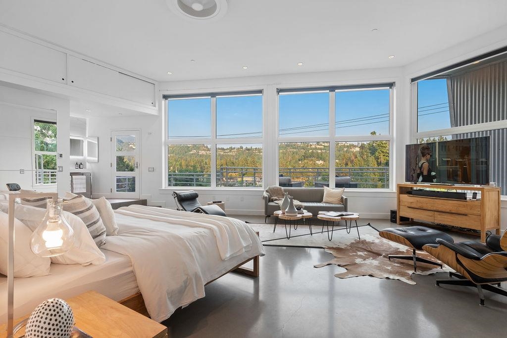 5897 MARINE DRIVE