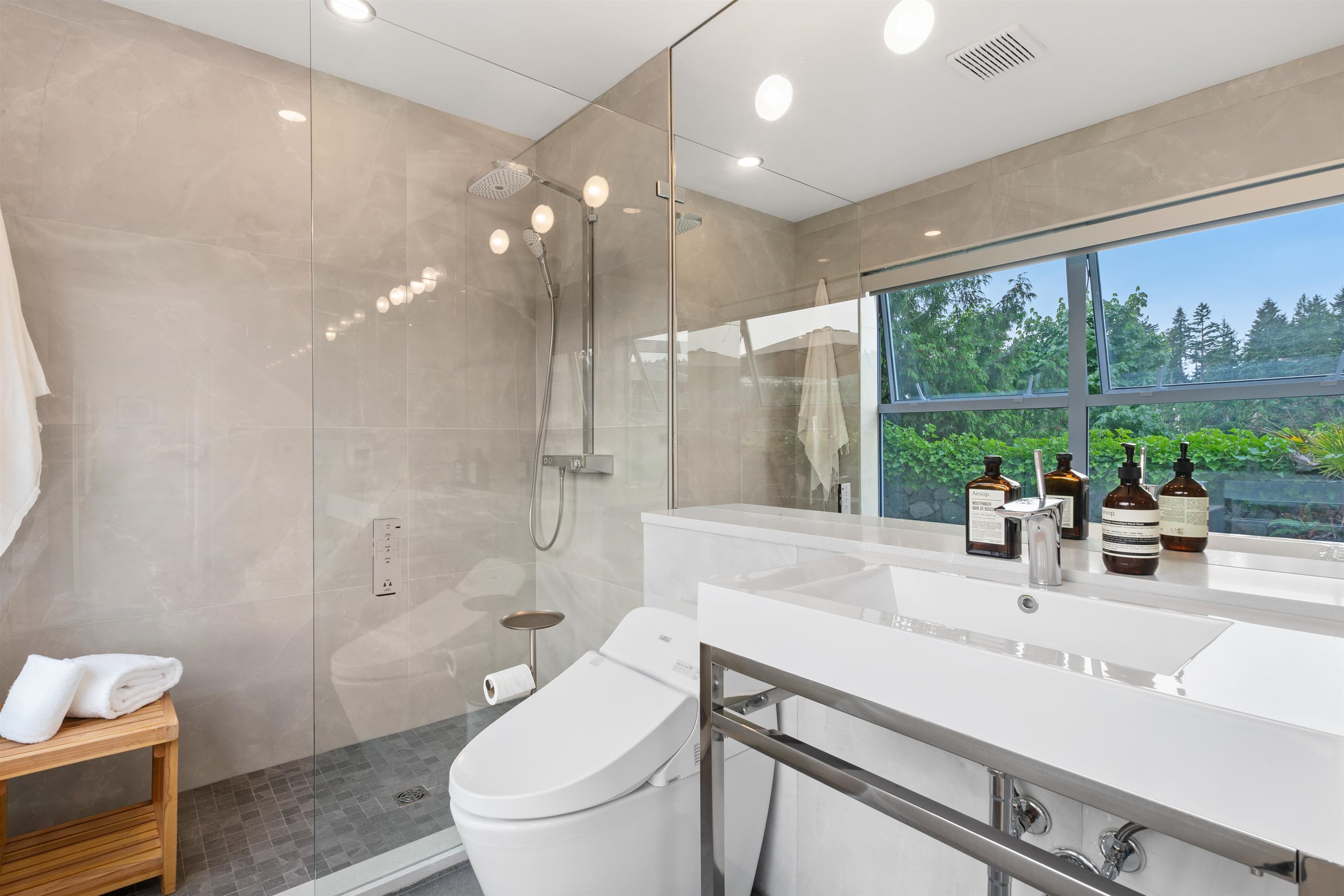 5897 MARINE DRIVE