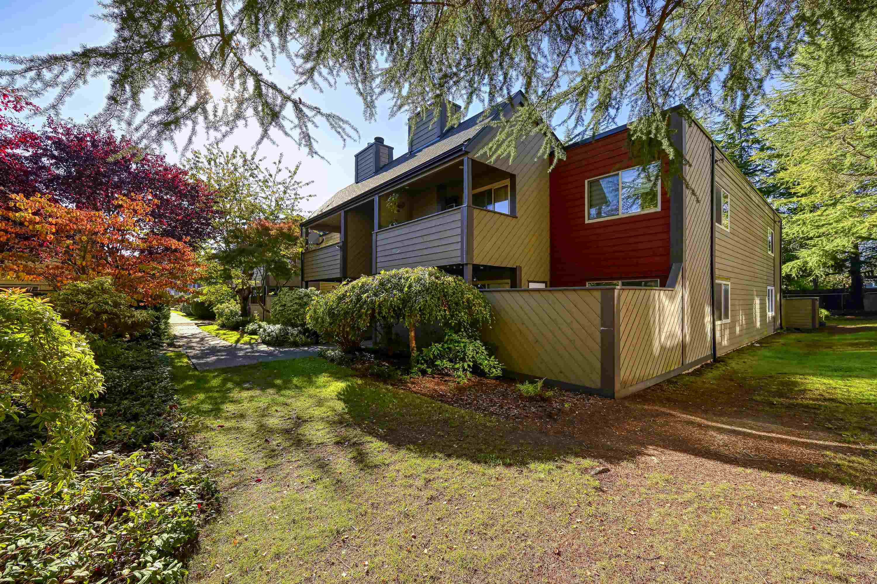 256 5421 10 AVENUE, #256