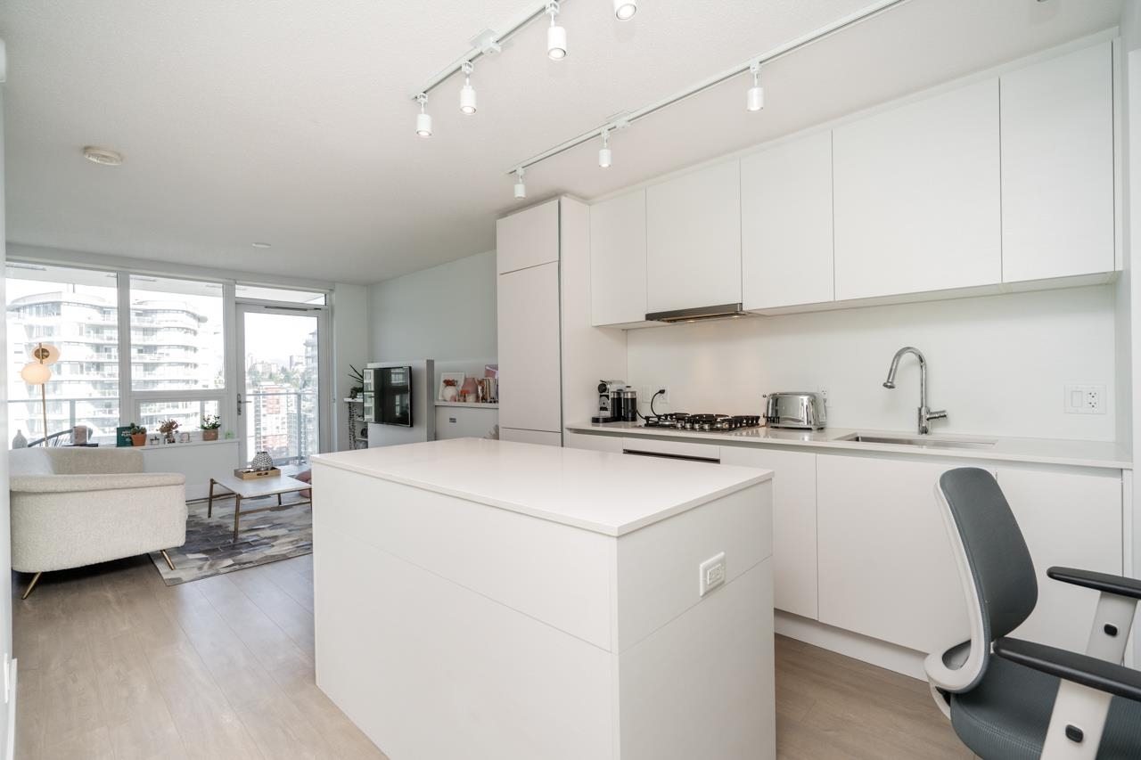 2810 908 QUAYSIDE DRIVE, #2810