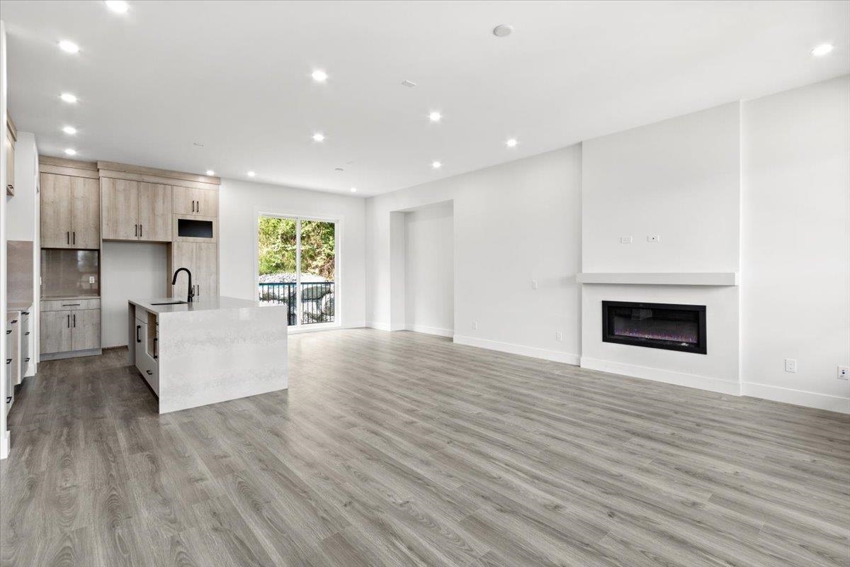 21 50778 LEDGESTONE PLACE, #21