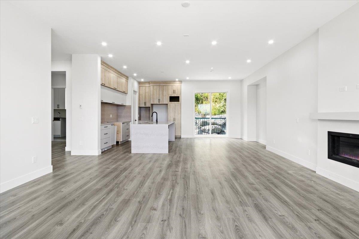21 50778 LEDGESTONE PLACE, #21