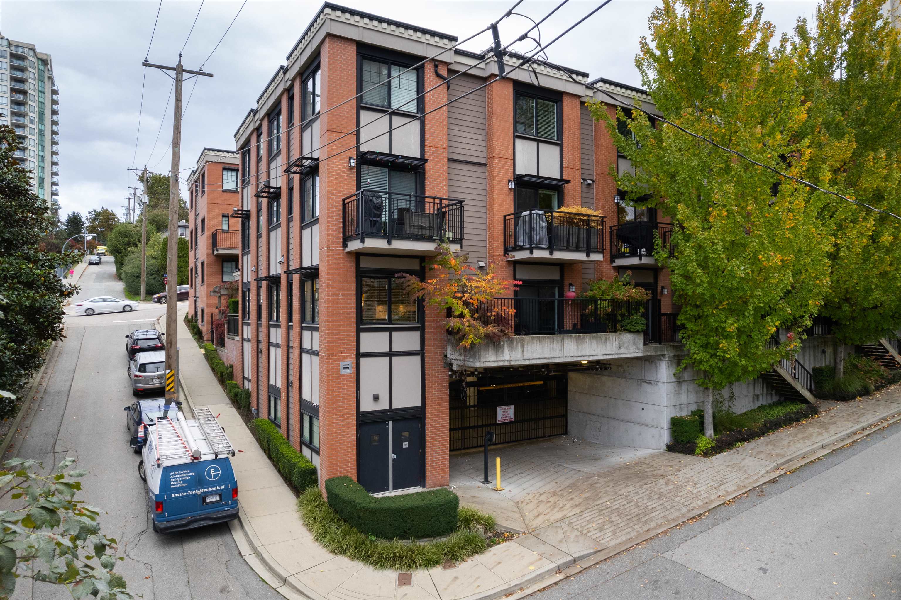 28 838 ROYAL AVENUE, #28