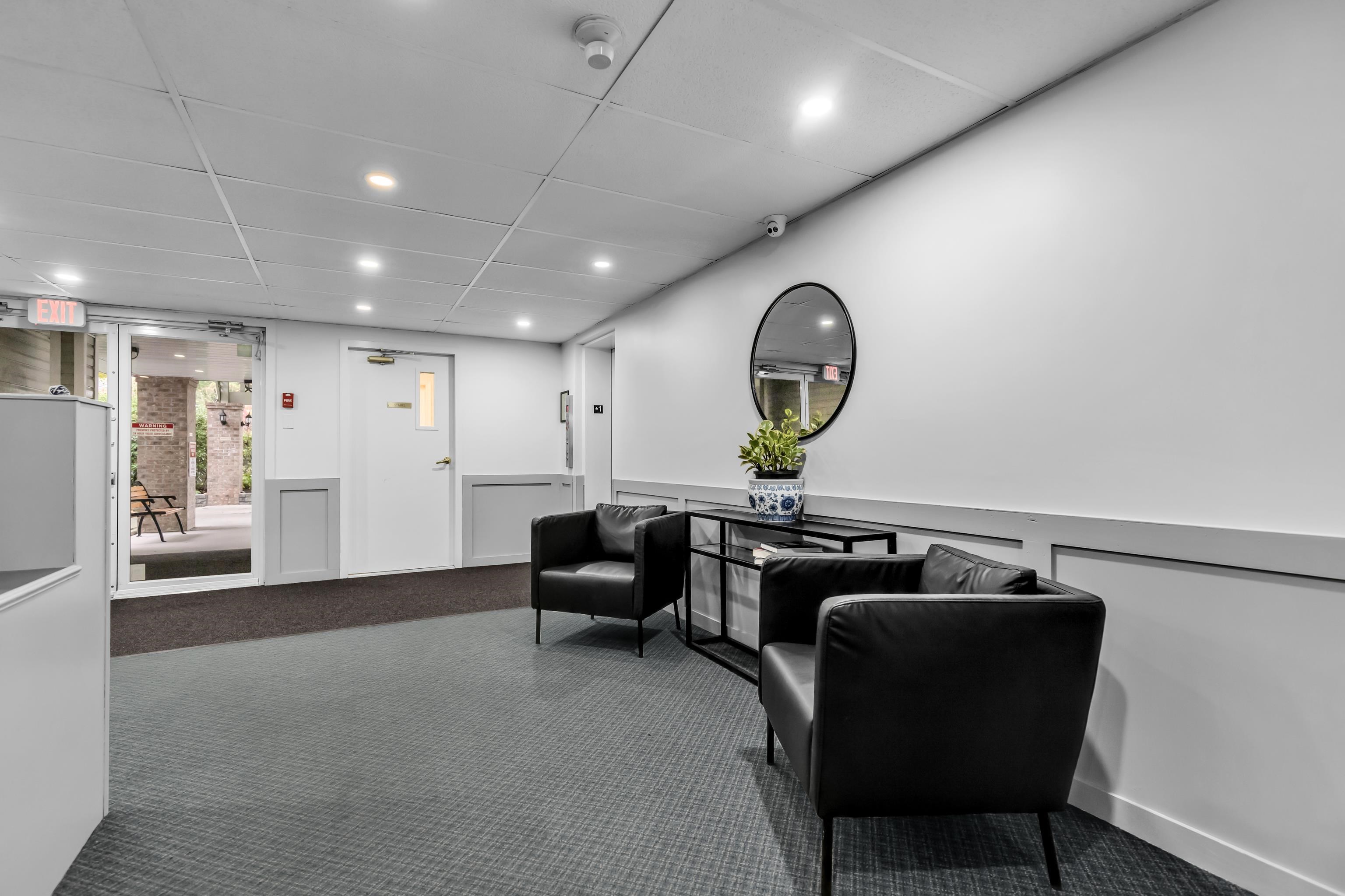 212 22514 116 AVENUE, #212