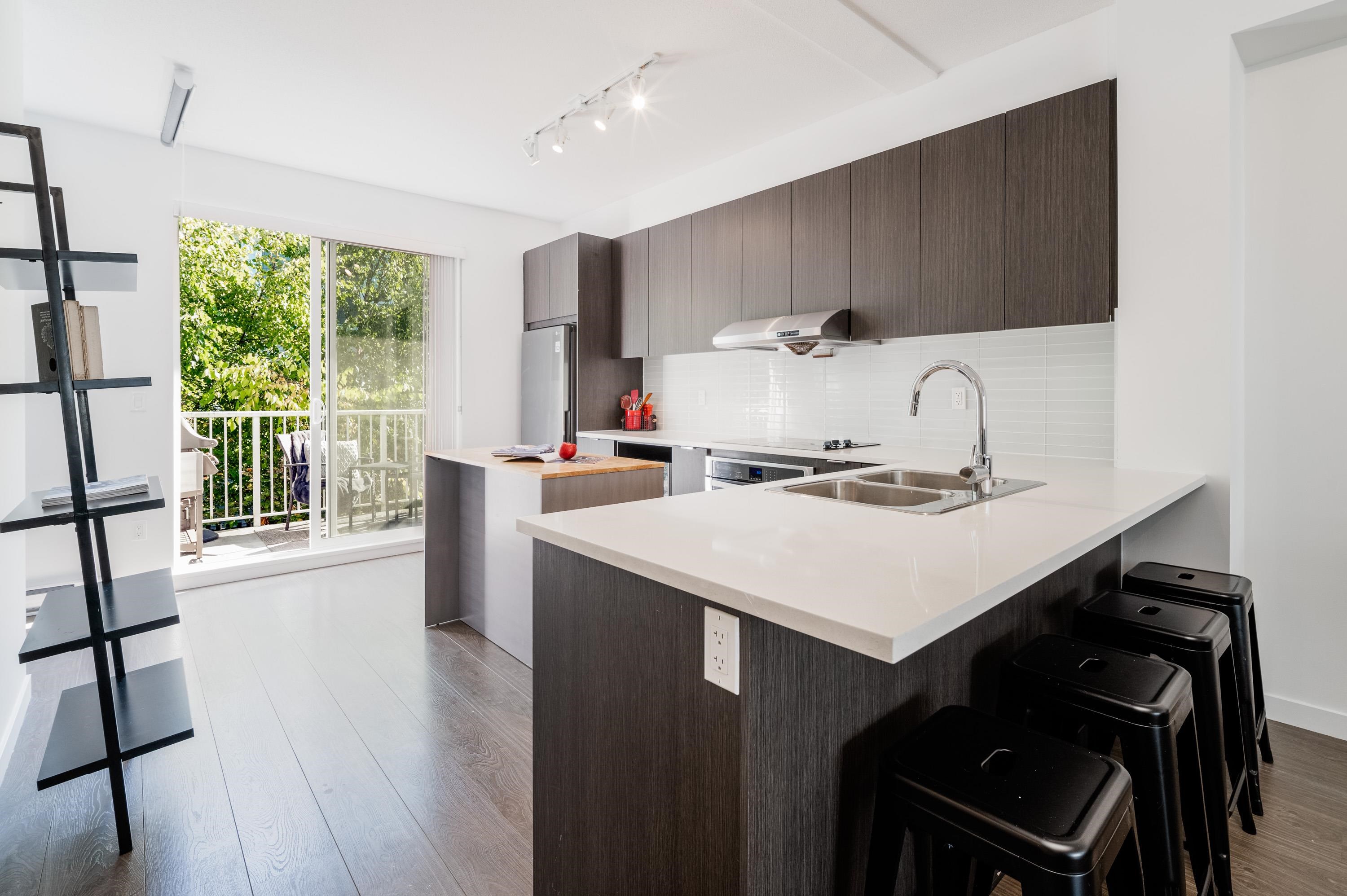 130 5550 ADMIRAL WAY, #130