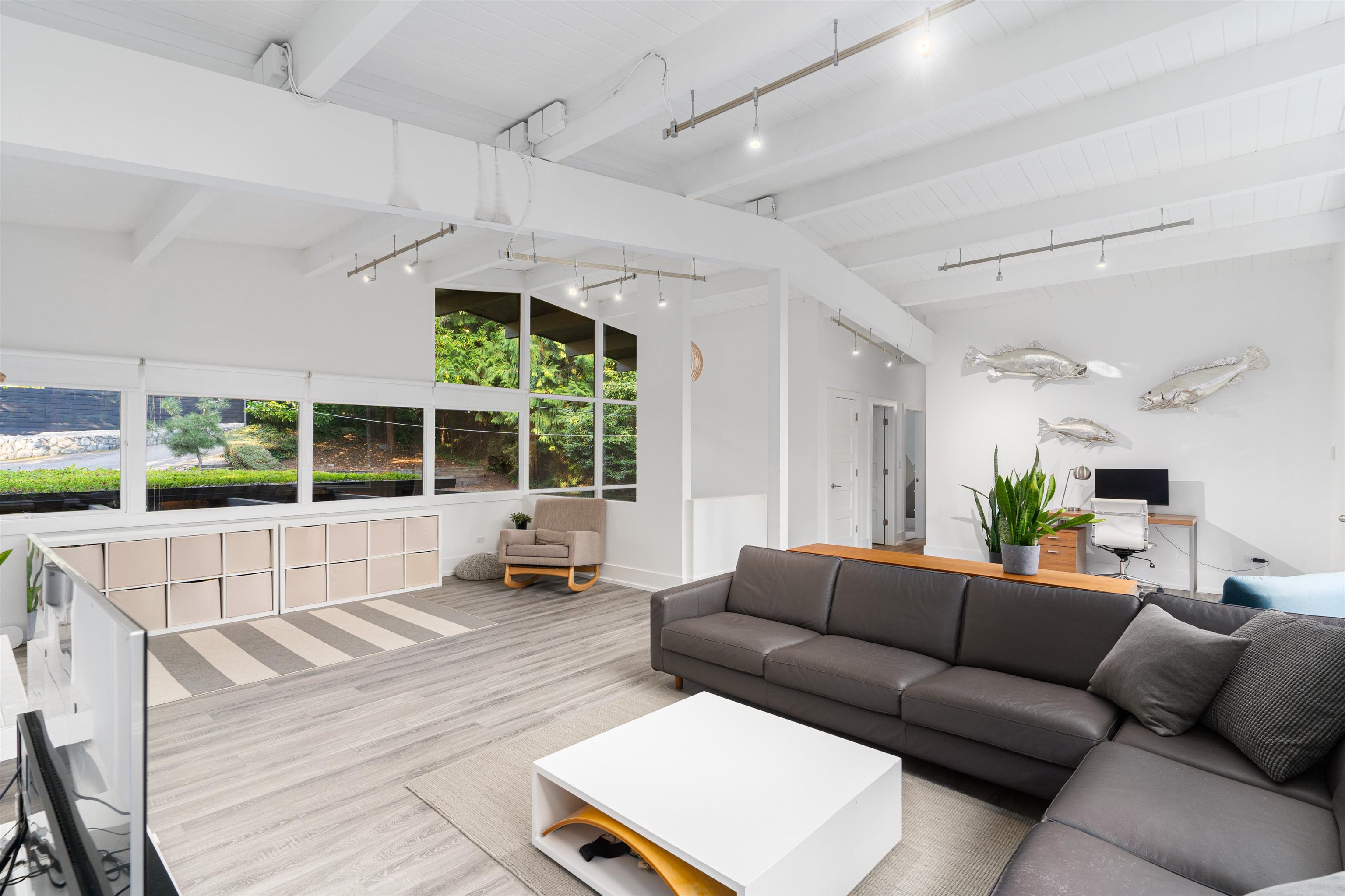 3380 WESTMOUNT ROAD