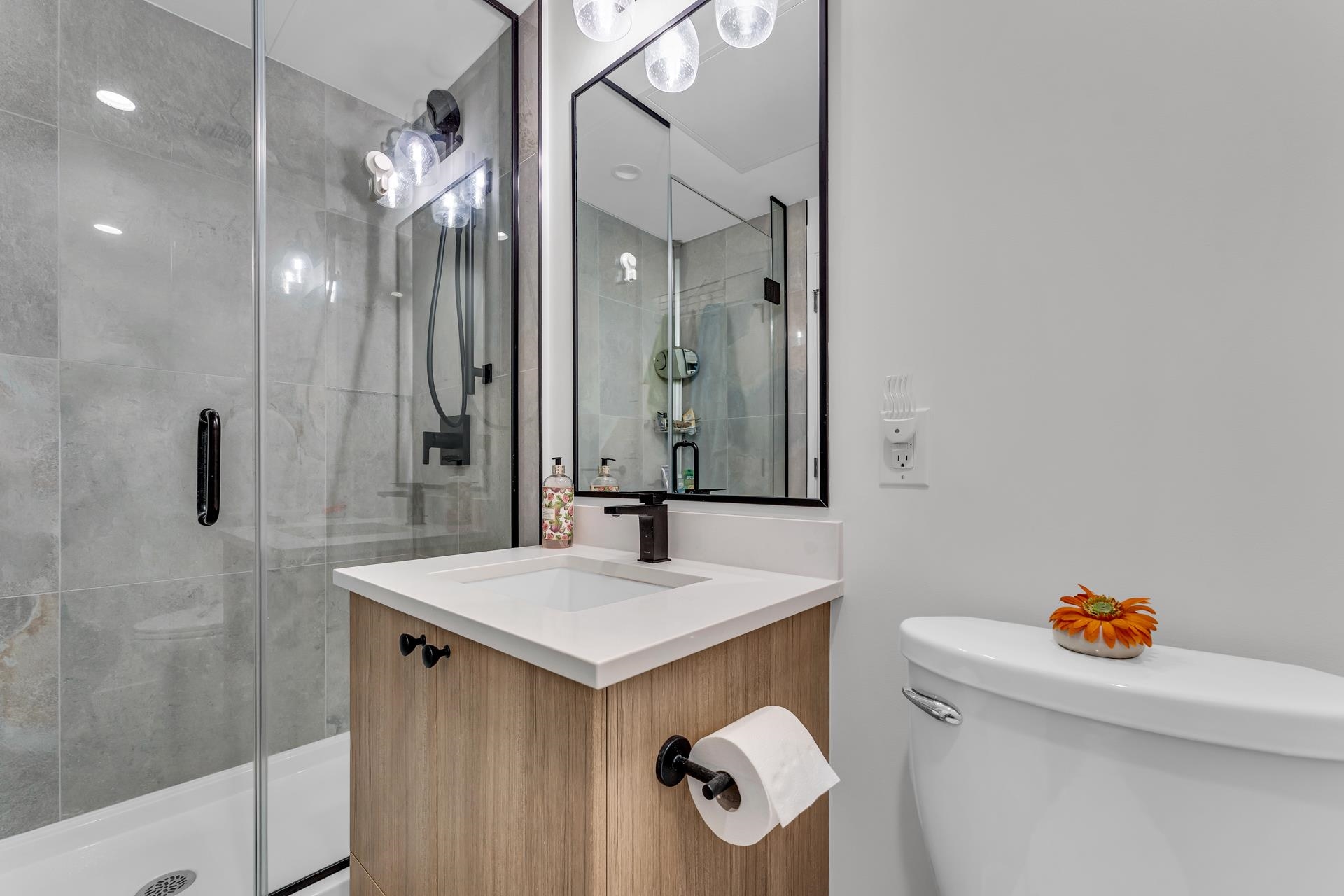 511 22226 BROWN STREET, #511