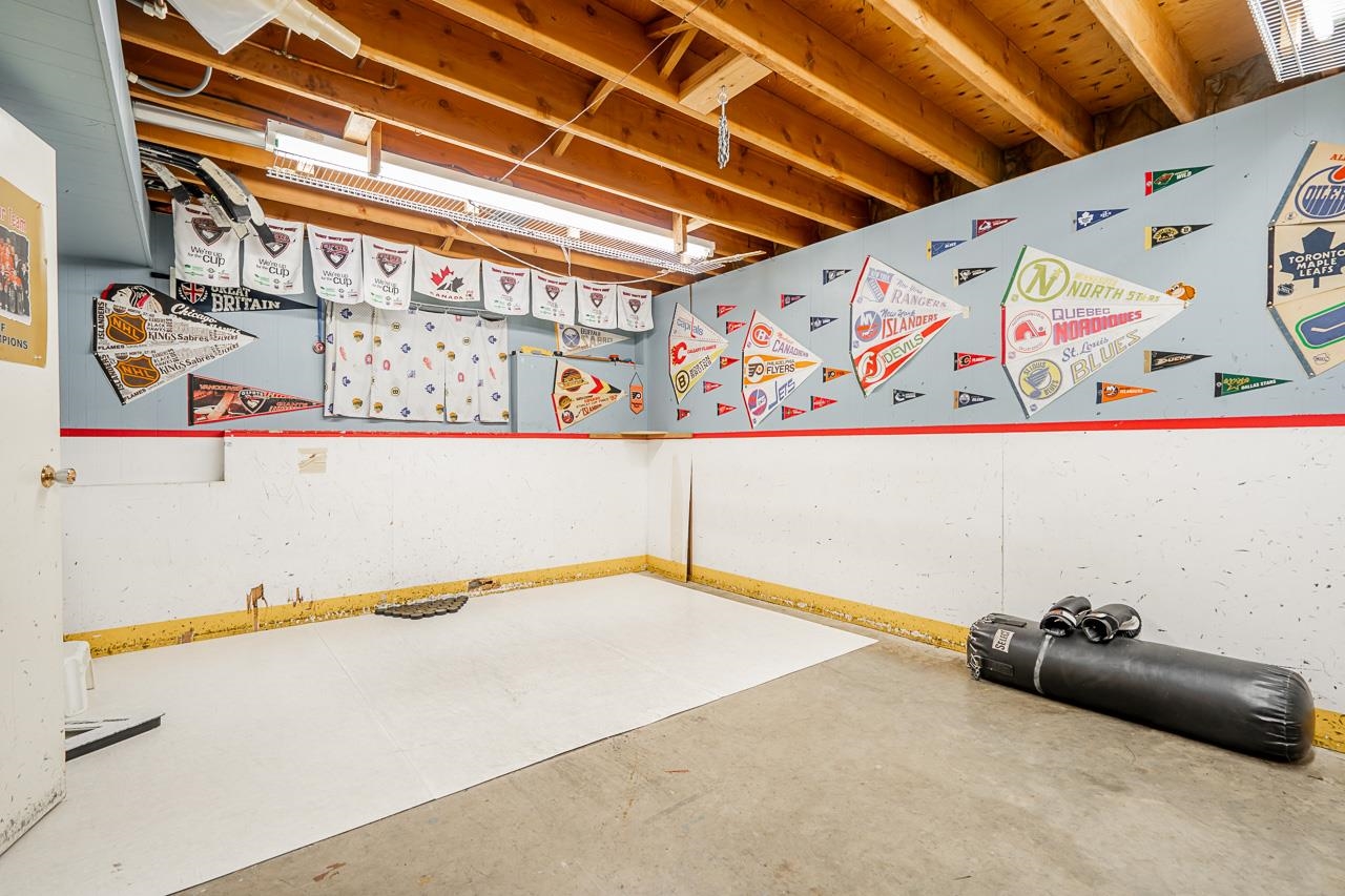 7705 GARRETT DRIVE