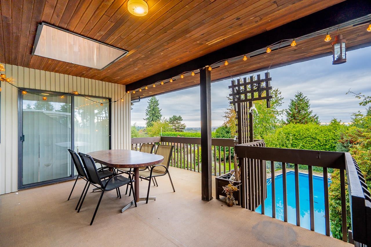 7705 GARRETT DRIVE