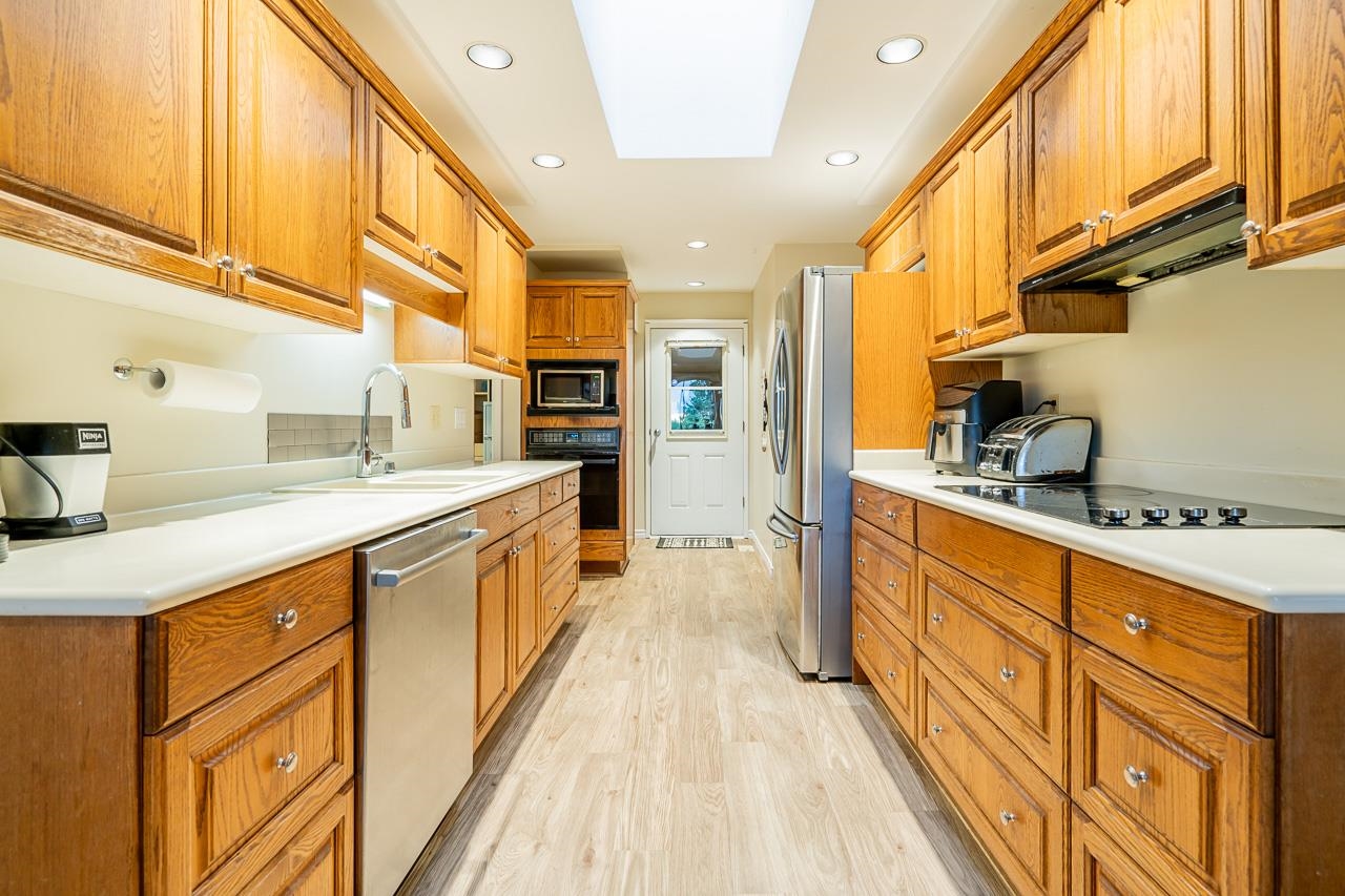7705 GARRETT DRIVE