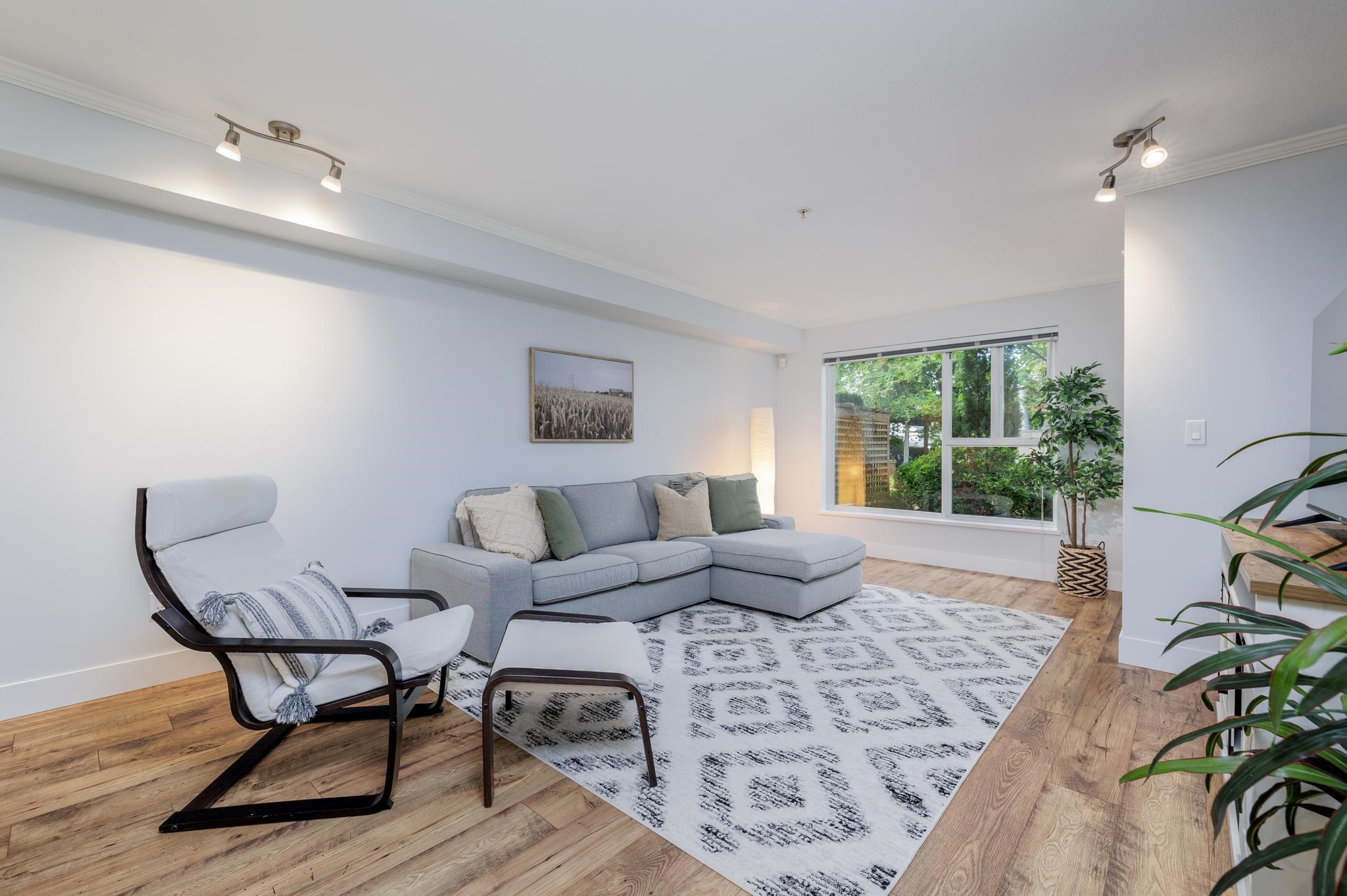 111 22255 122 AVENUE, #111