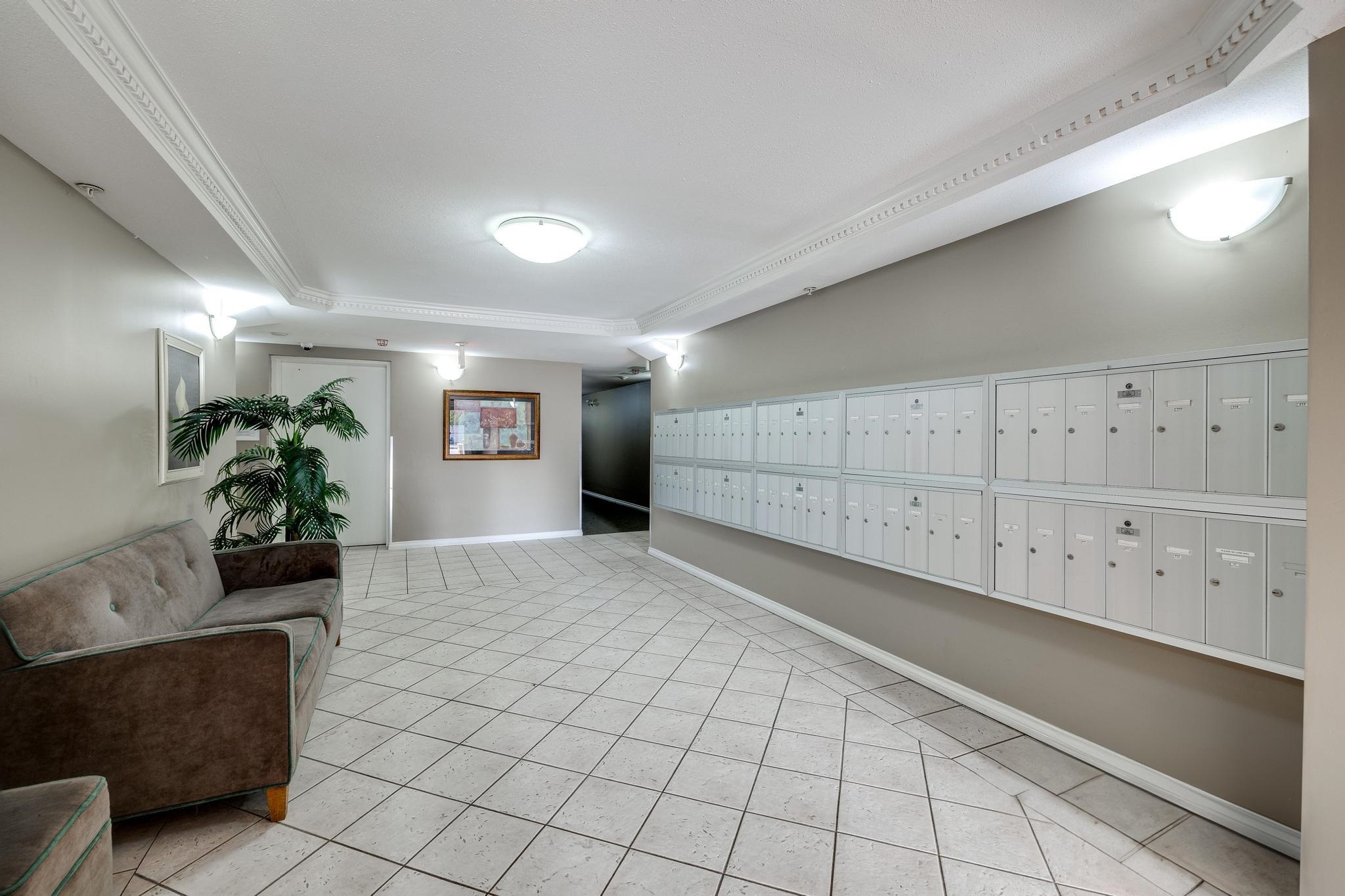 111 22255 122 AVENUE, #111