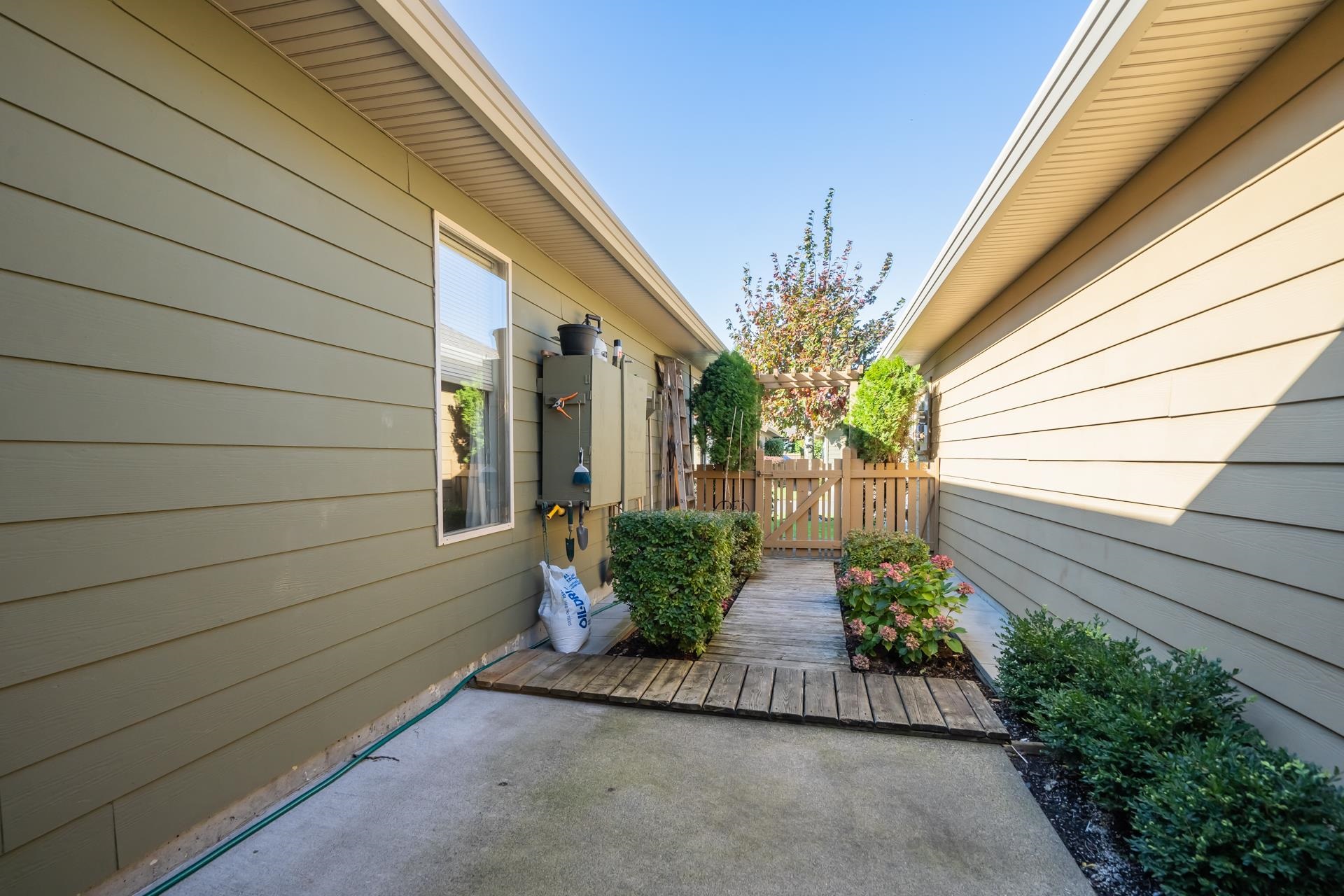 172 46000 THOMAS ROAD, #172