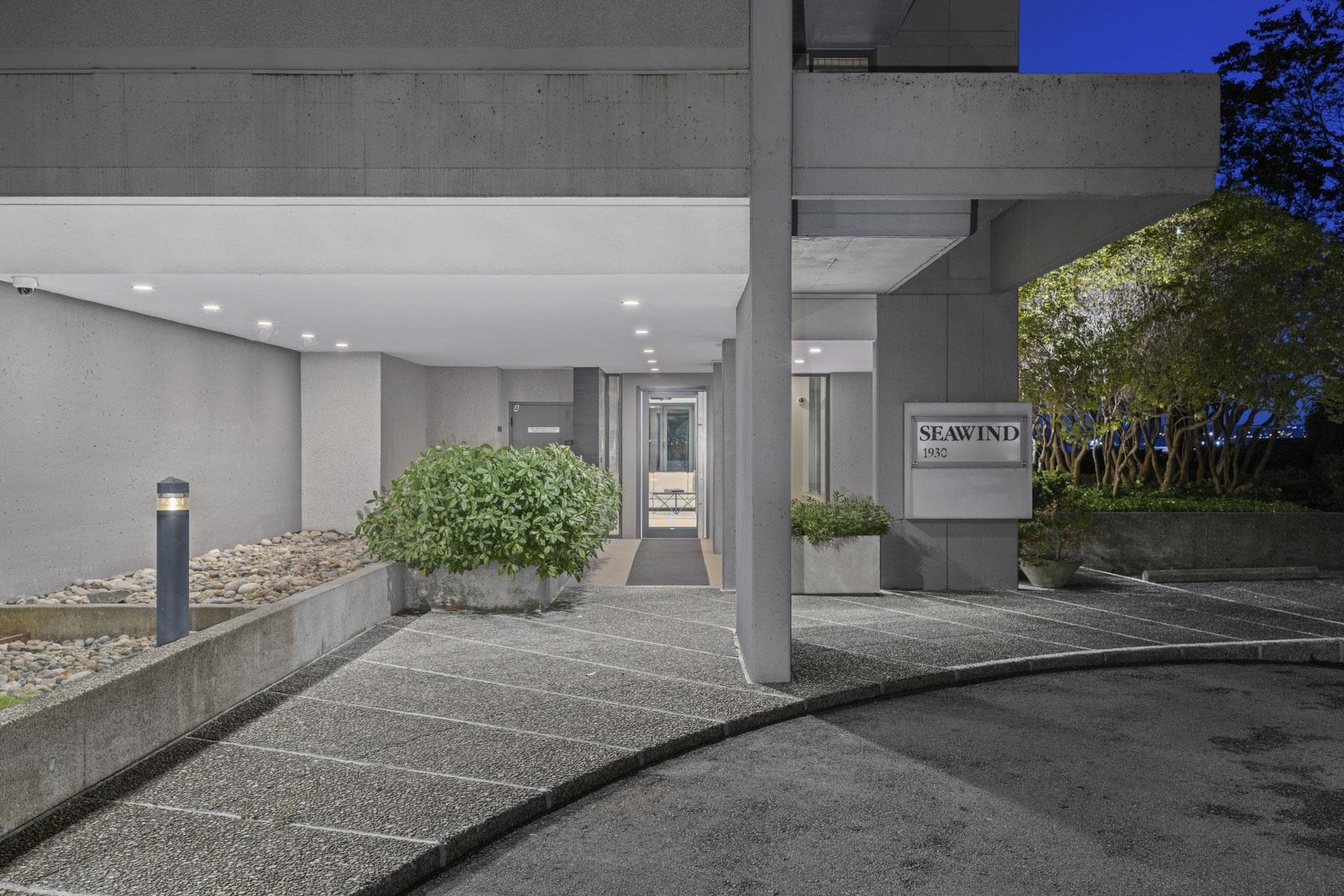 302 1930 BELLEVUE AVENUE, #302