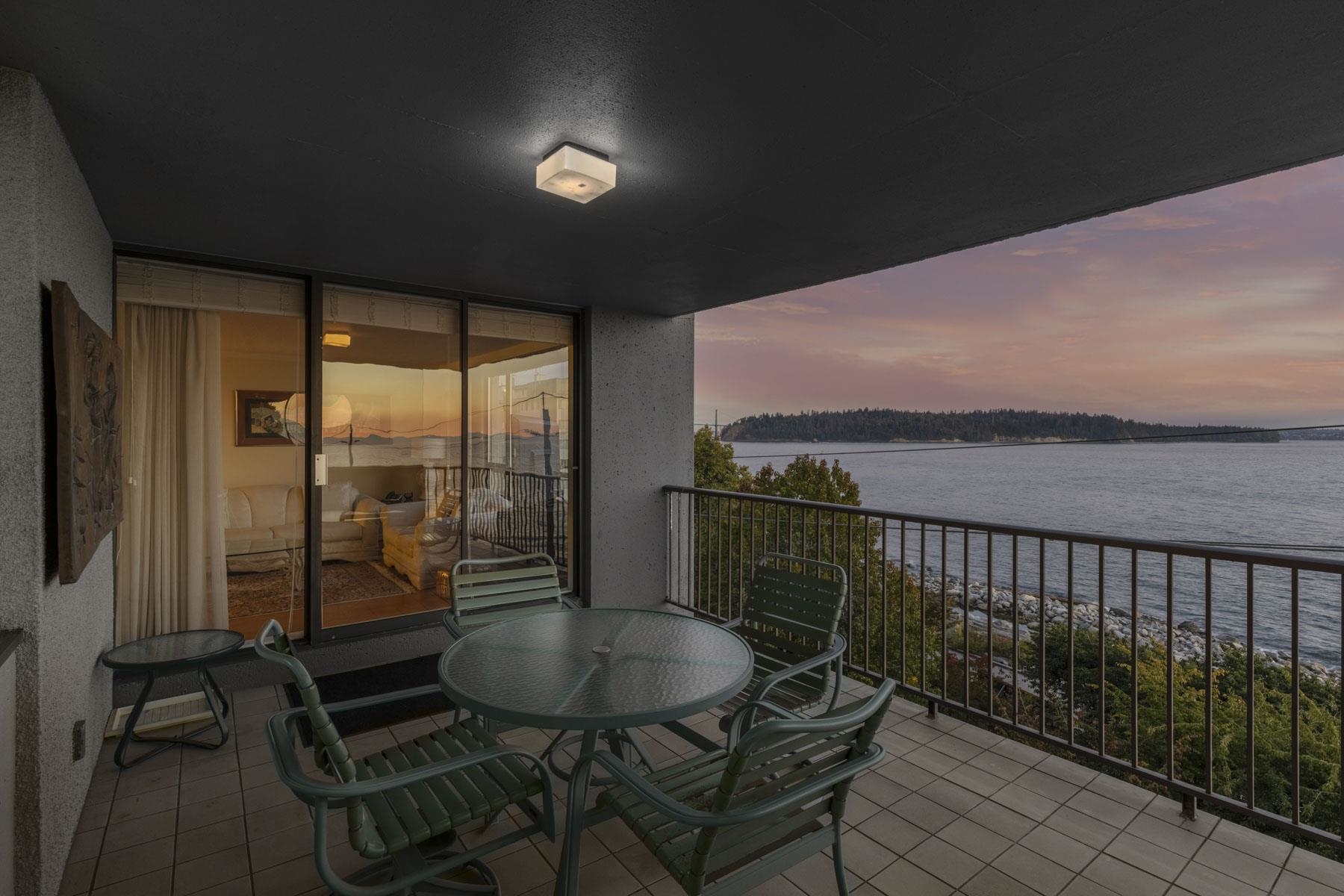 302 1930 BELLEVUE AVENUE, #302