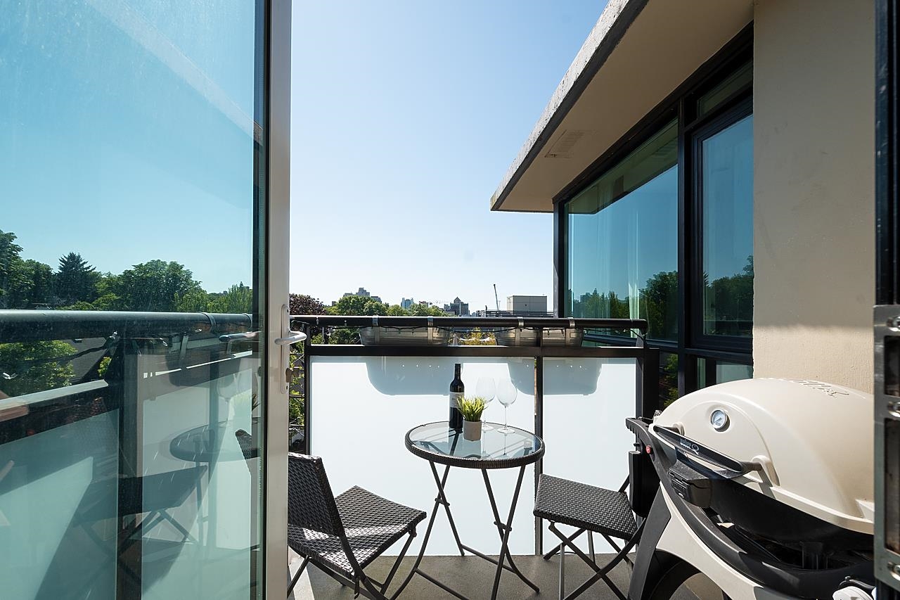 406 2515 ONTARIO STREET, #406
