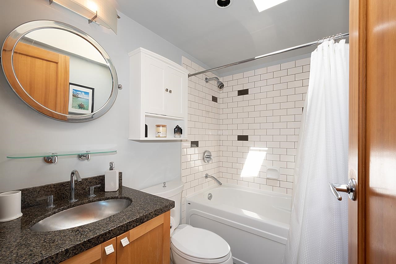 406 2515 ONTARIO STREET, #406