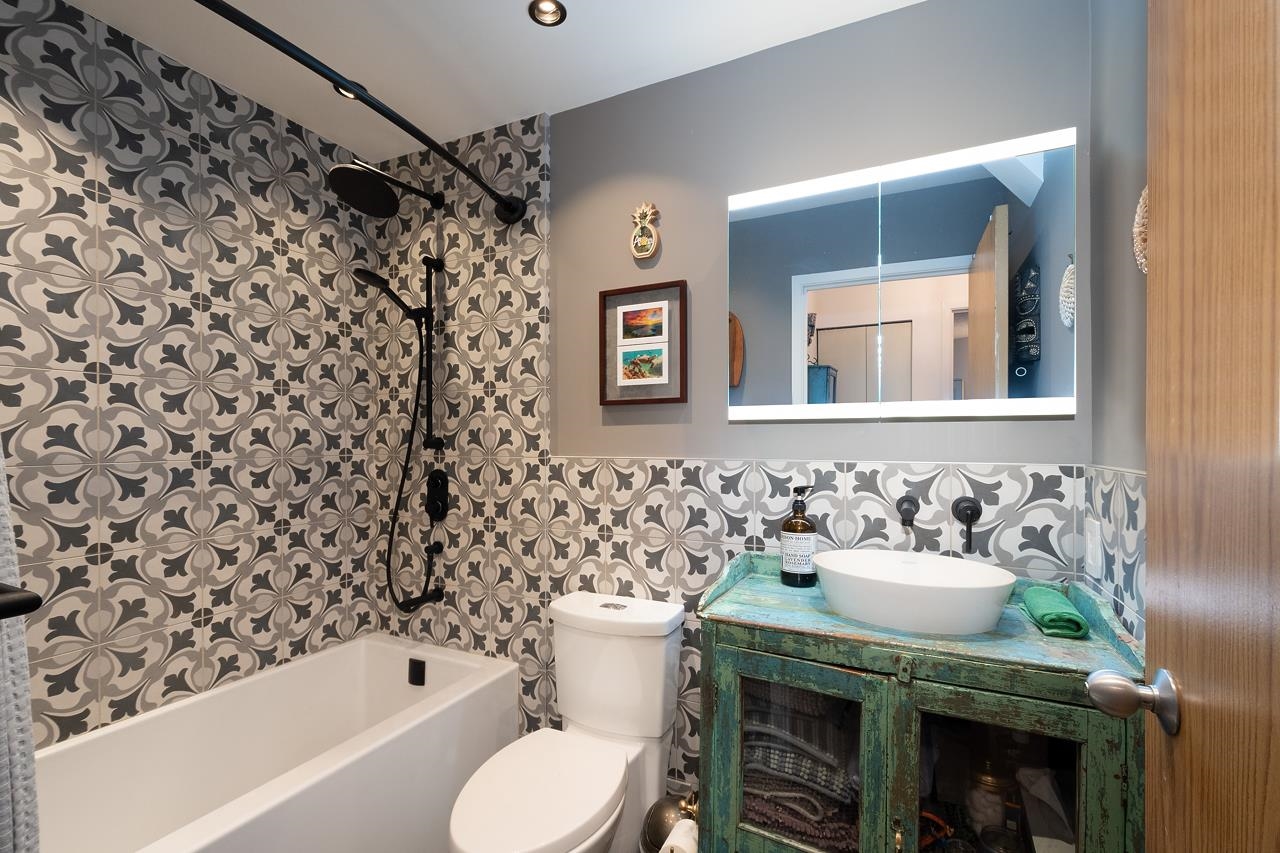 311 1050 BROUGHTON STREET, #311
