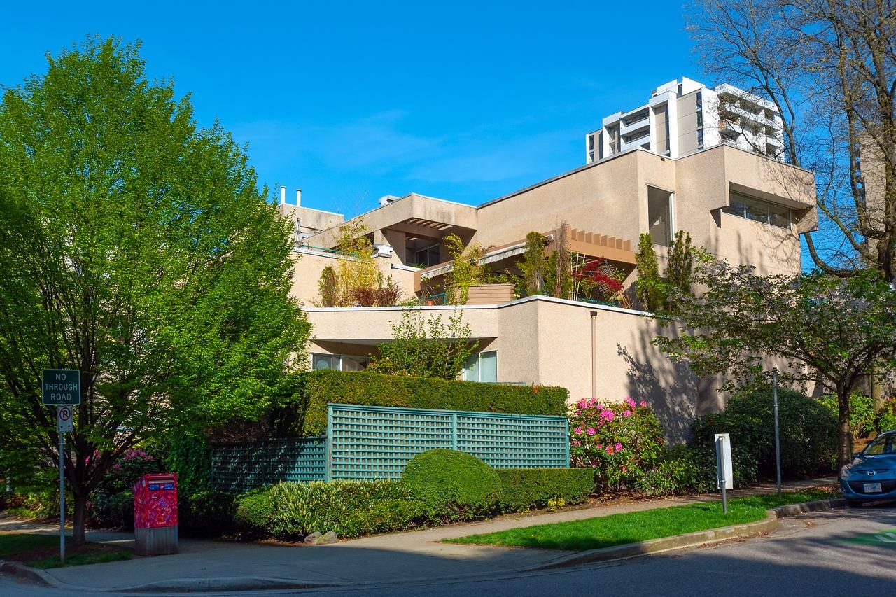 311 1050 BROUGHTON STREET, #311