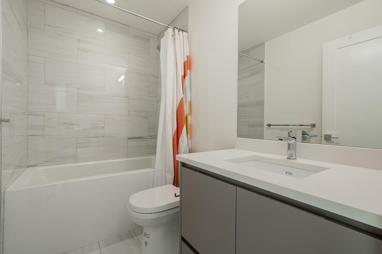 8 2328 167A STREET, #8