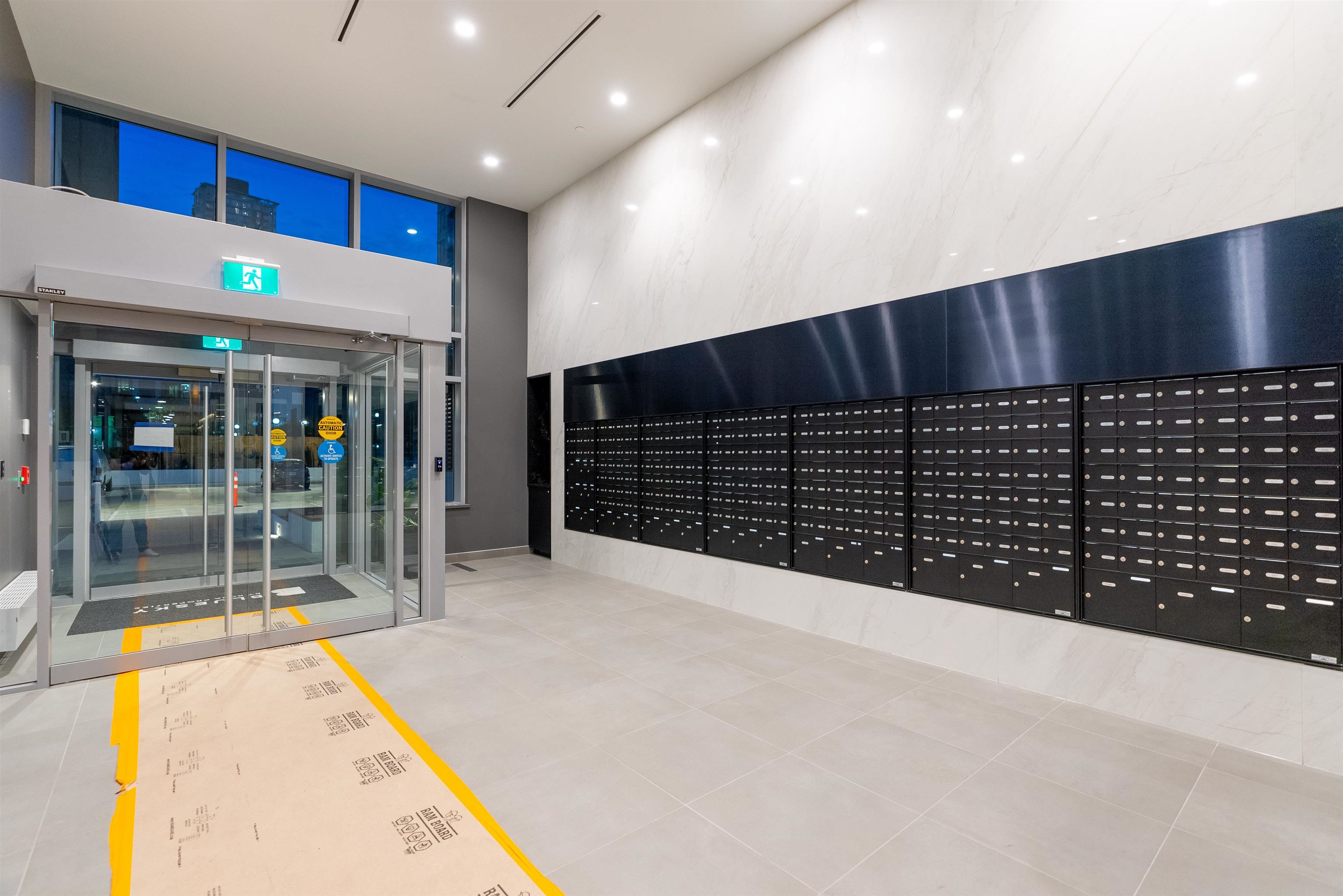 2209 13428 105 AVENUE, #2209