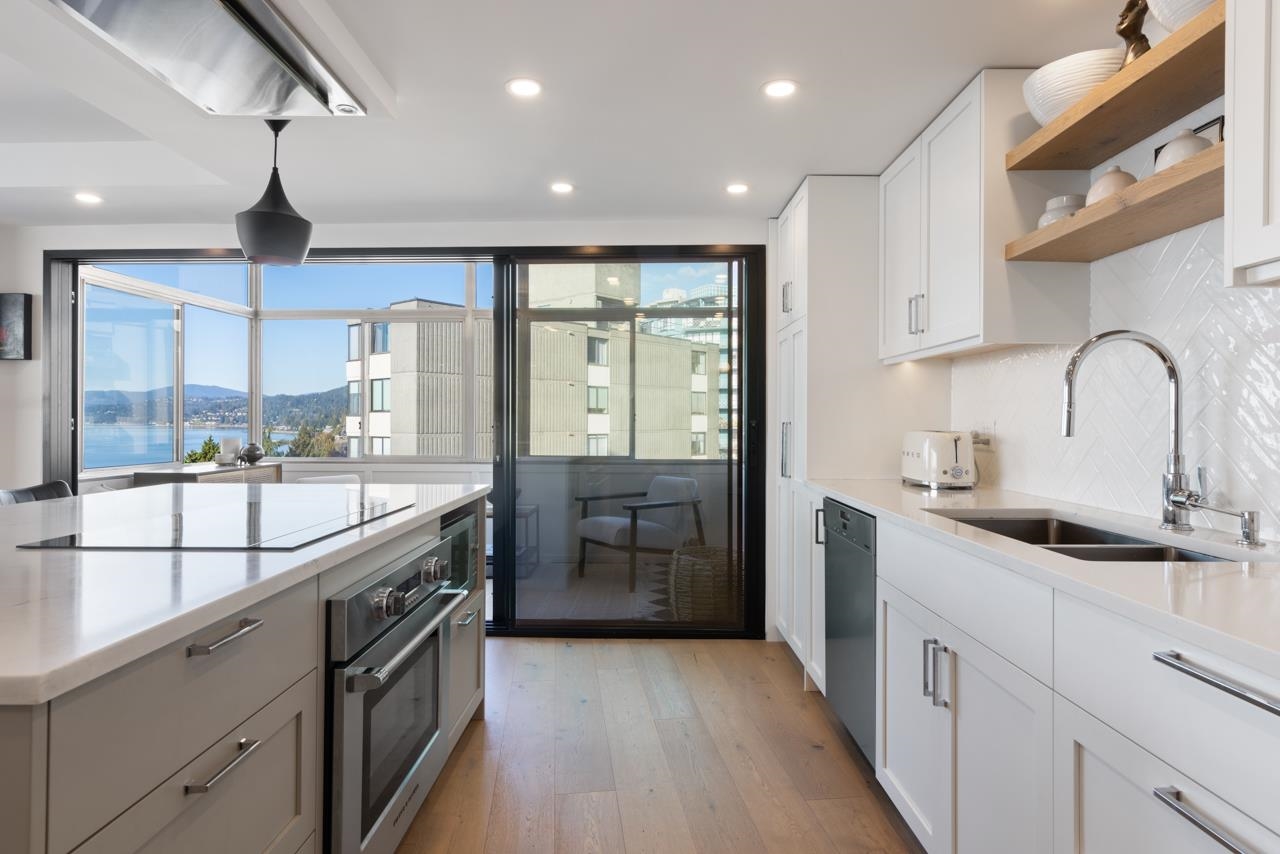 605 2135 ARGYLE AVENUE, #605