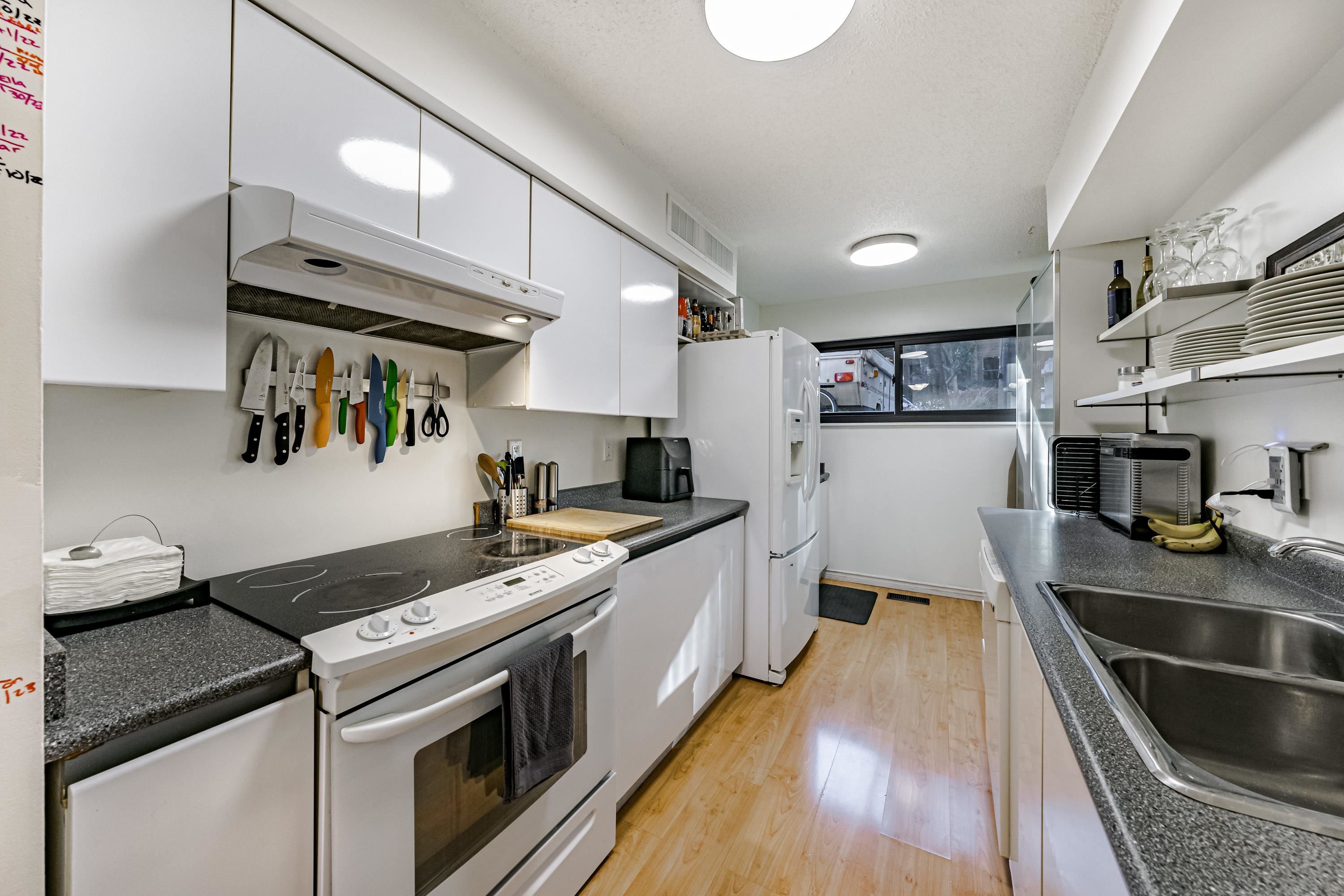 310 CORNELL WAY