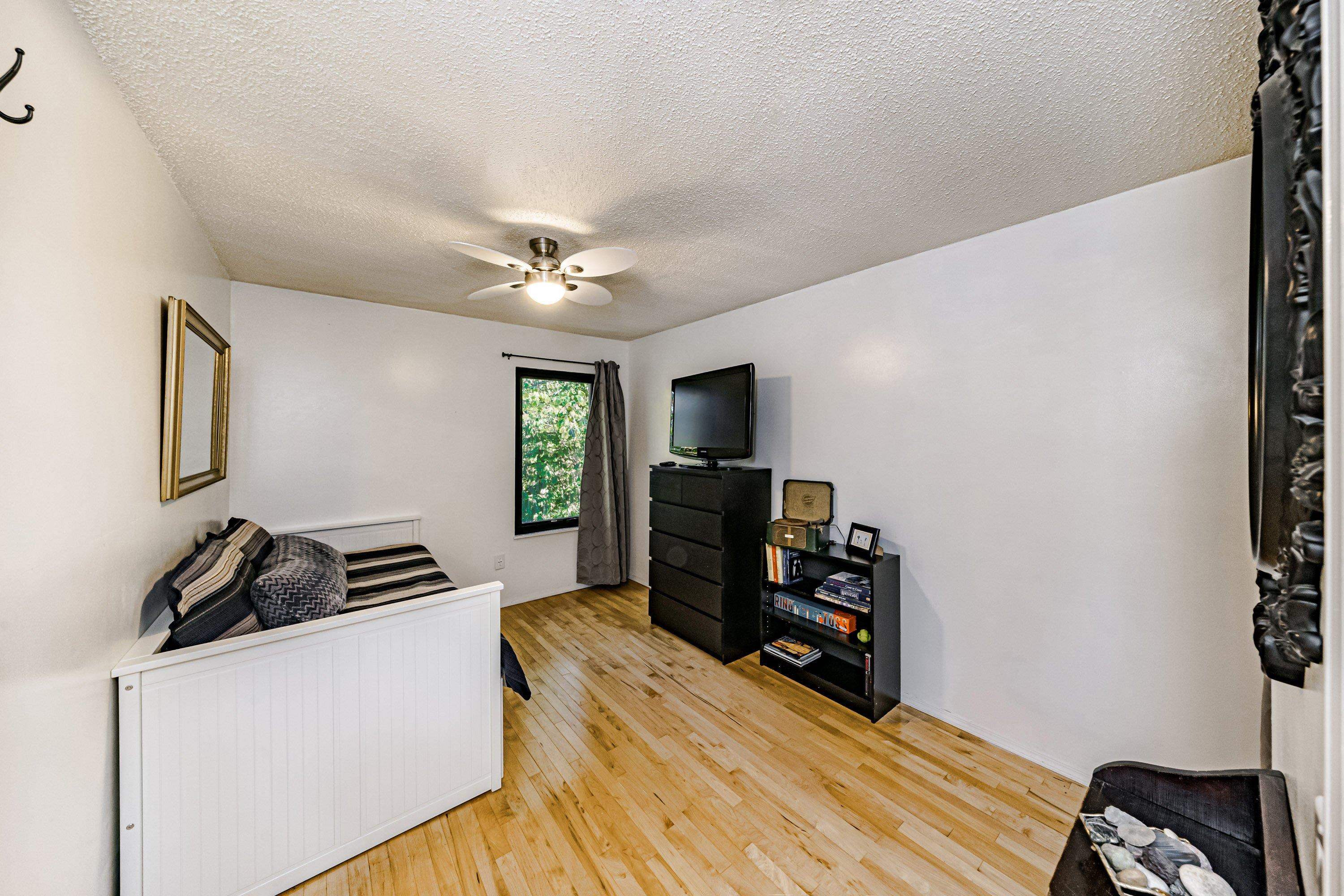 310 CORNELL WAY