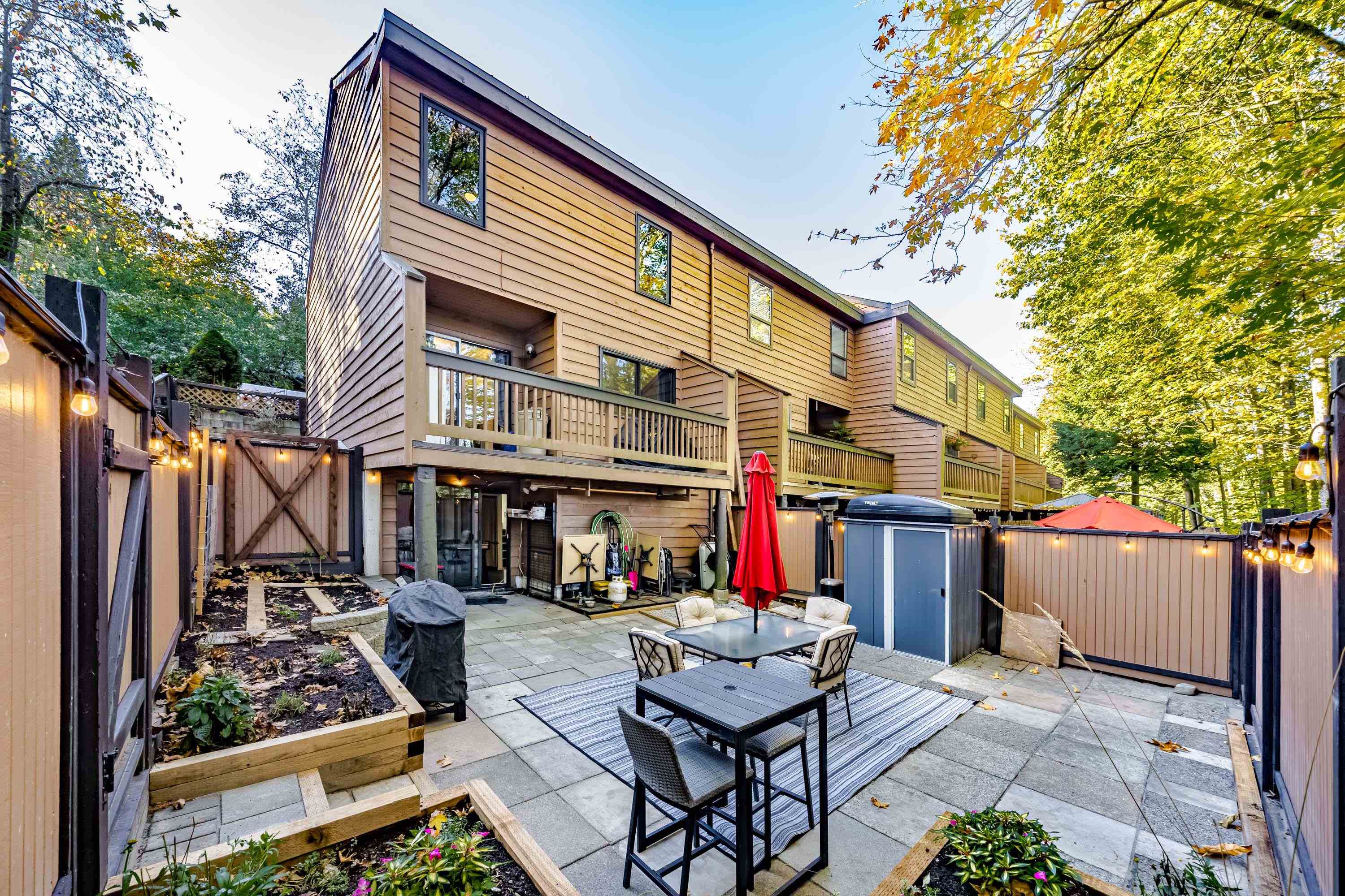 310 CORNELL WAY