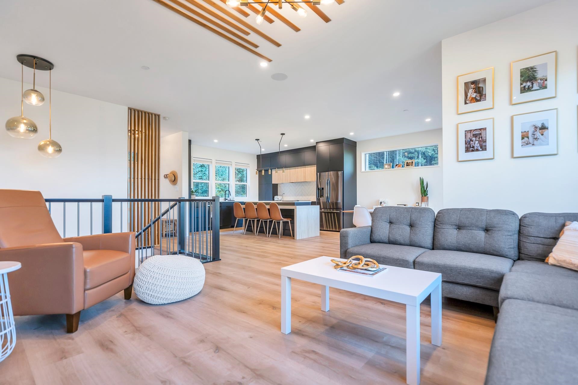 9 5988 LINDEMAN STREET, #9