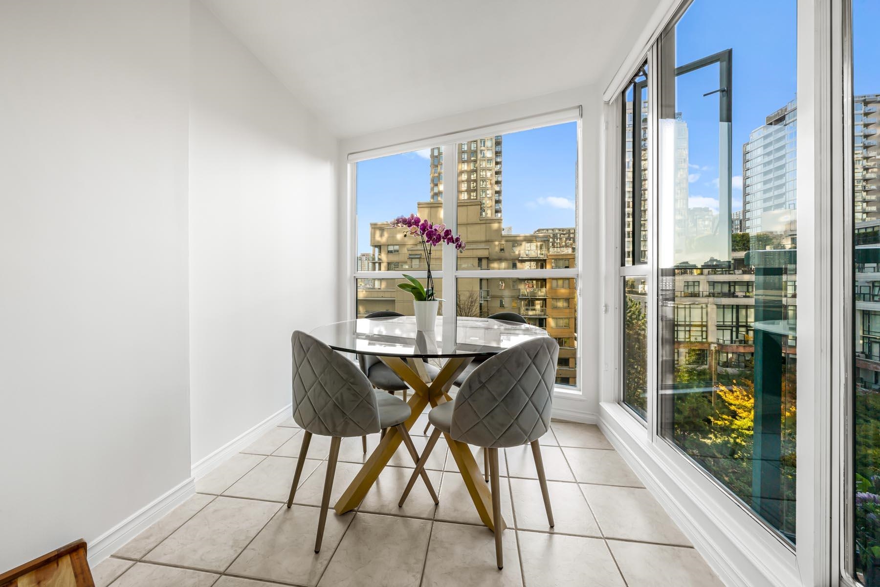909 939 HOMER STREET, #909