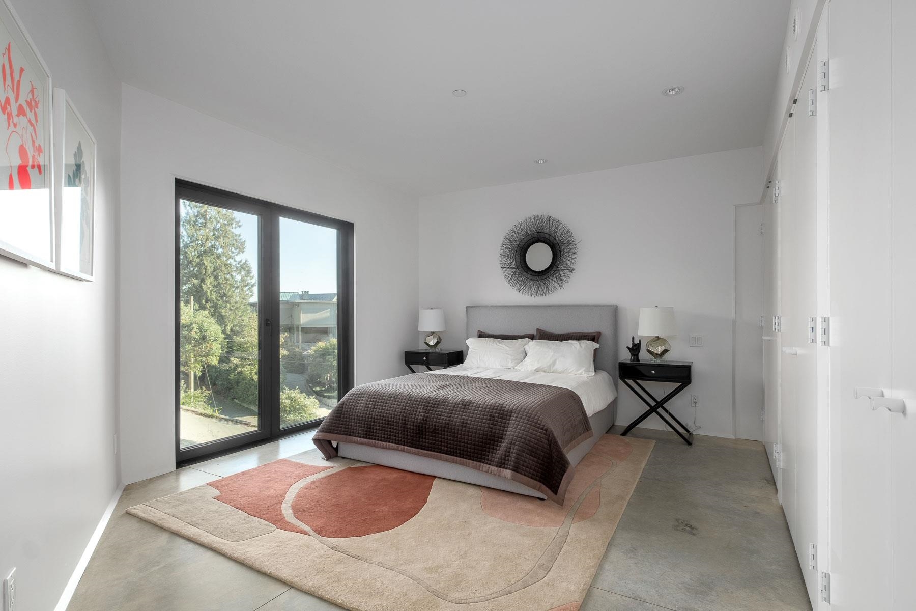 4166 ROSE CRESCENT