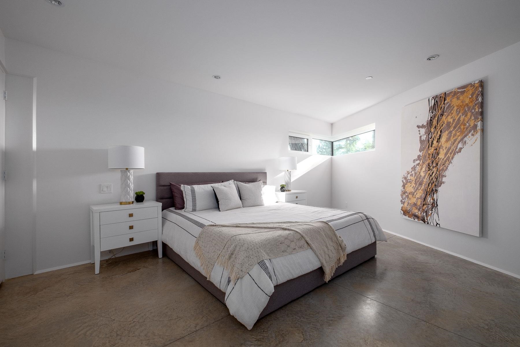 4166 ROSE CRESCENT