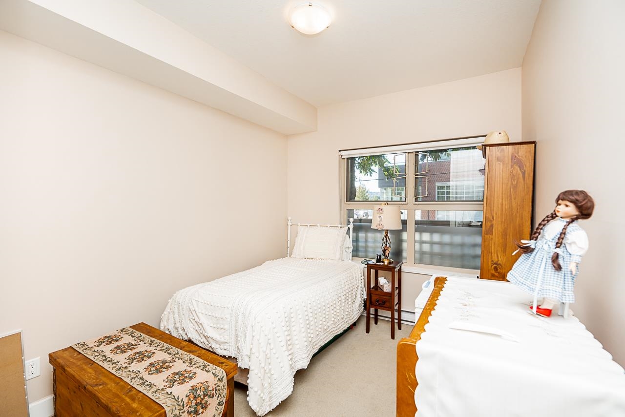 101 1988 SUFFOLK AVENUE, #101