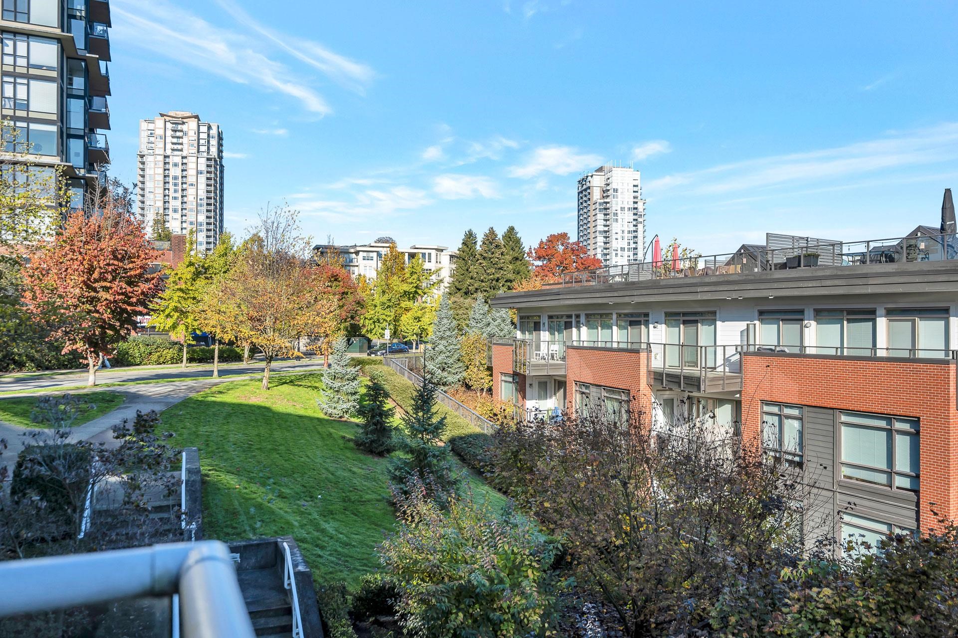 304 14 E ROYAL AVENUE, #304