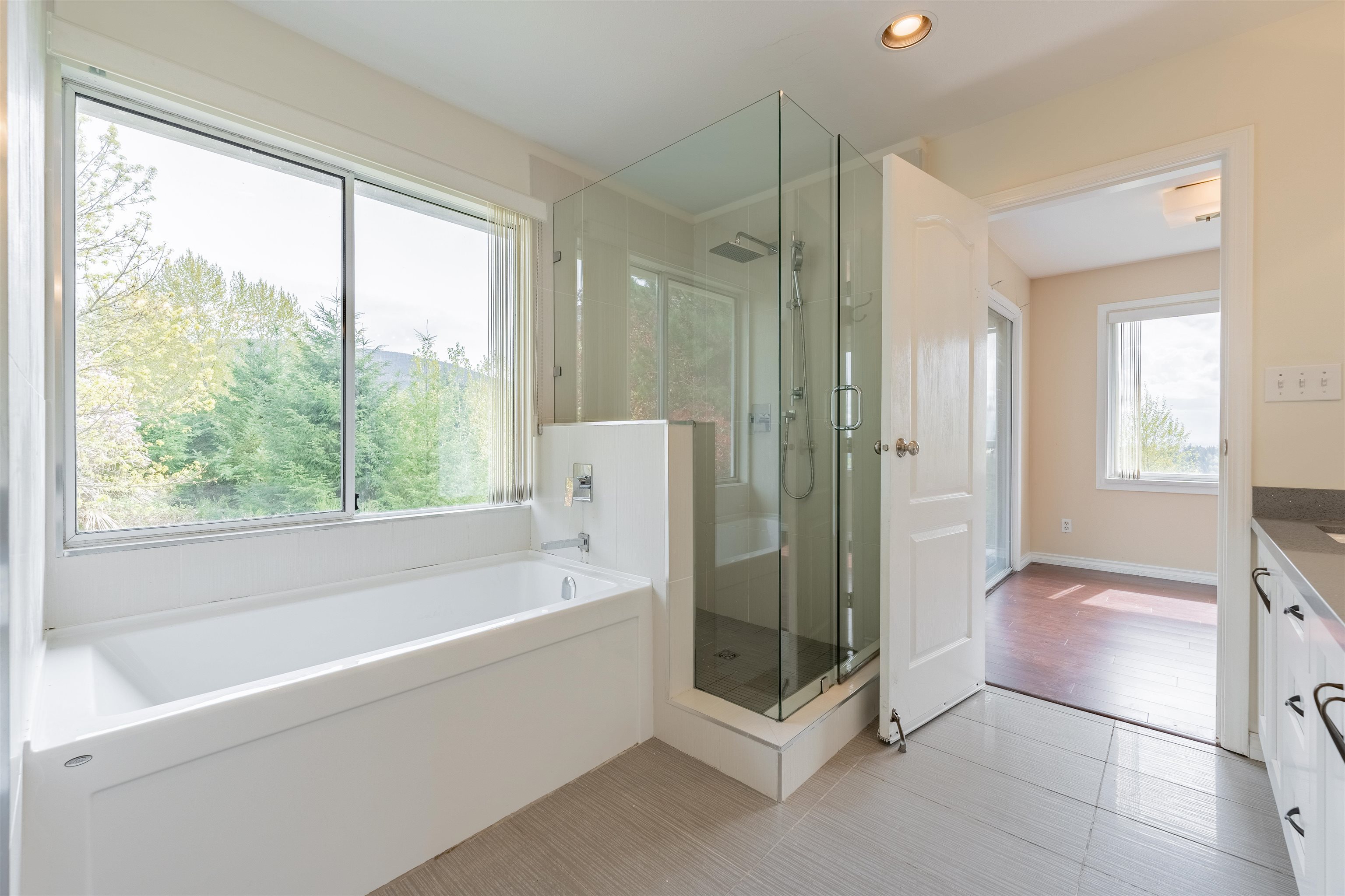 3107 AZURE COURT