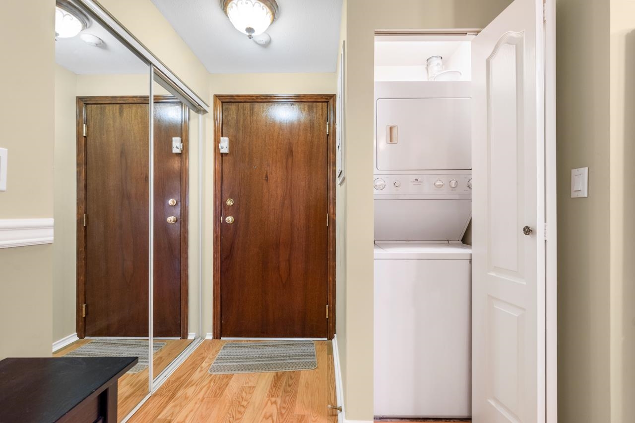 103 15176 BUENA VISTA AVENUE, #103
