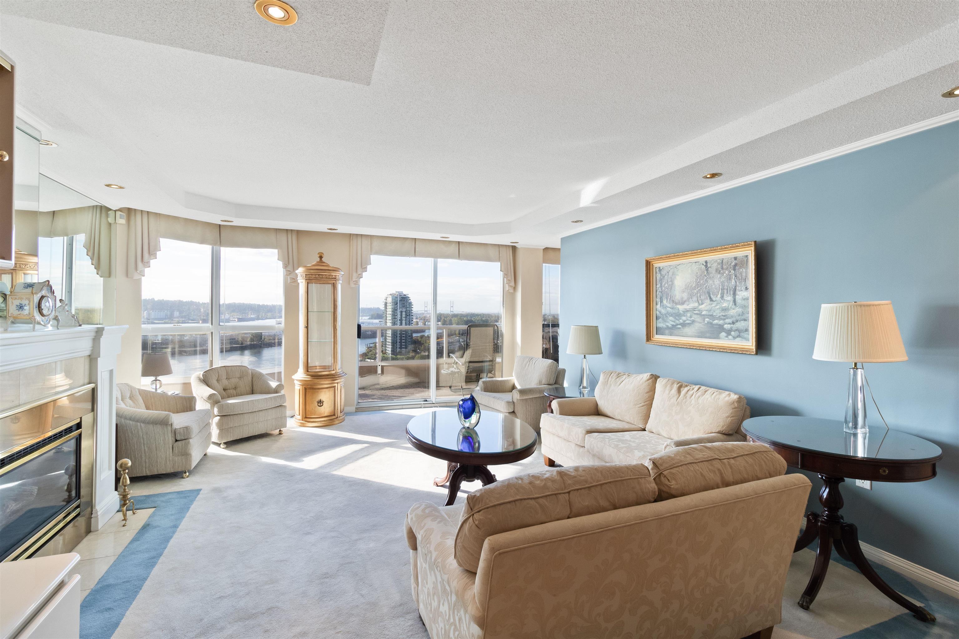 2001 1235 QUAYSIDE DRIVE, #2001