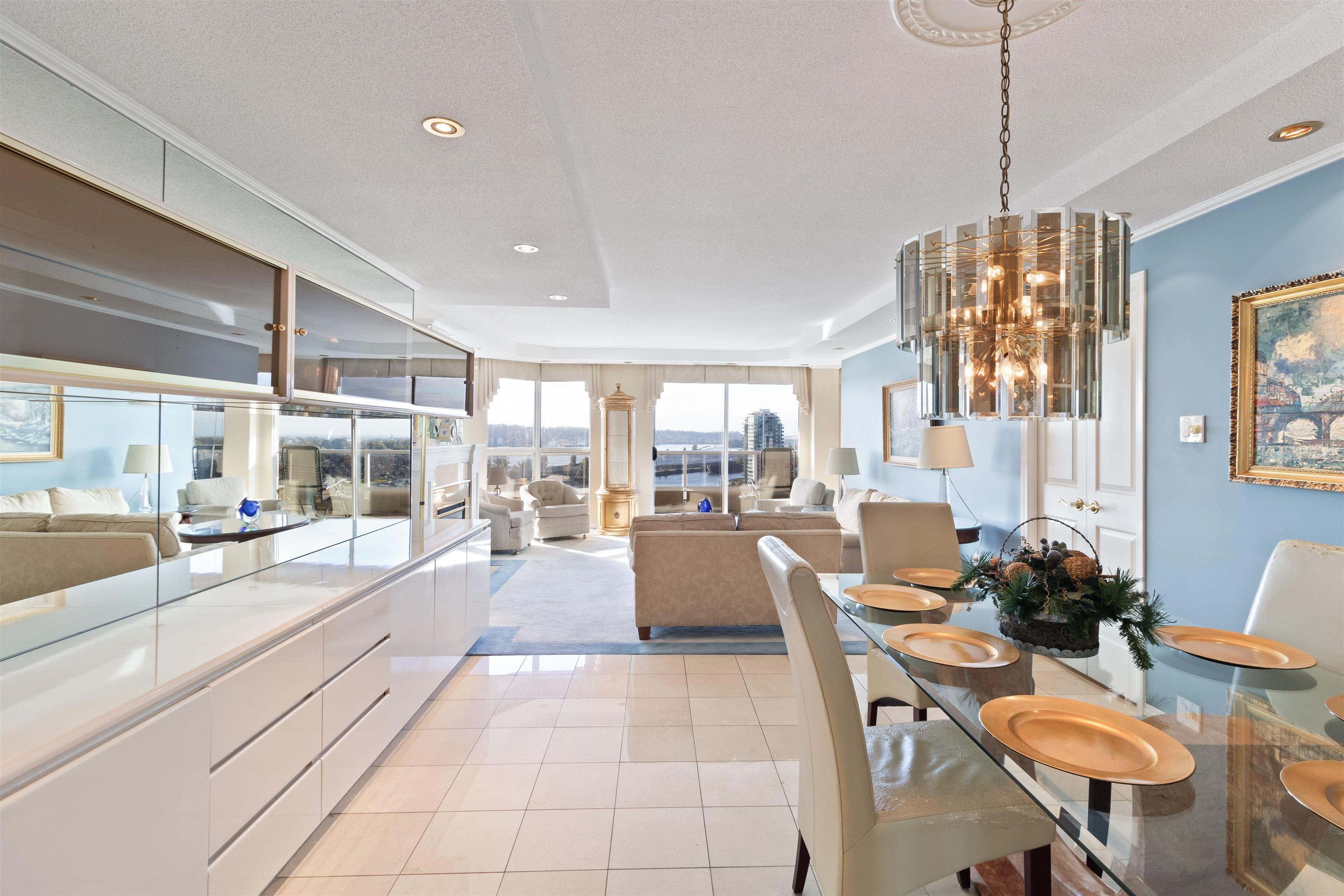 2001 1235 QUAYSIDE DRIVE, #2001