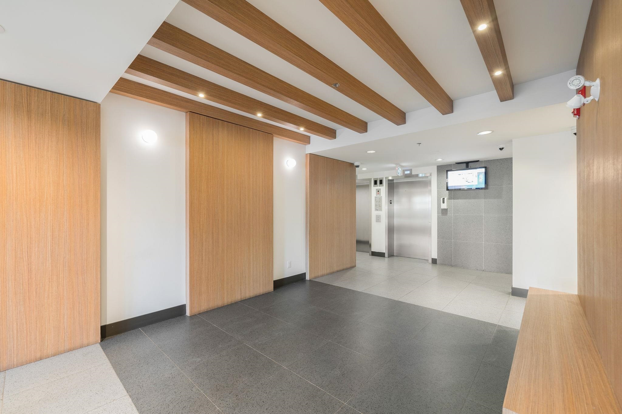 506 516 FOSTER AVENUE, #506
