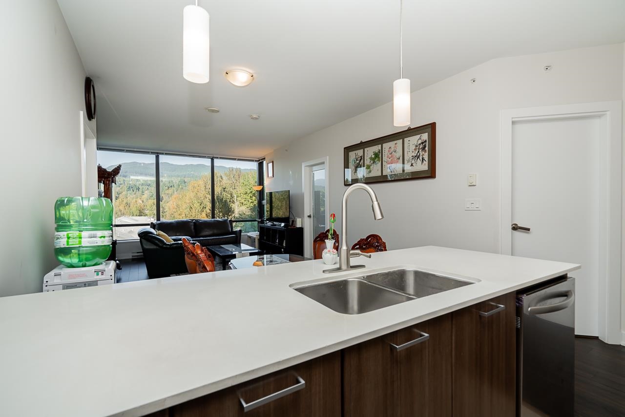 704 301 CAPILANO ROAD, #704