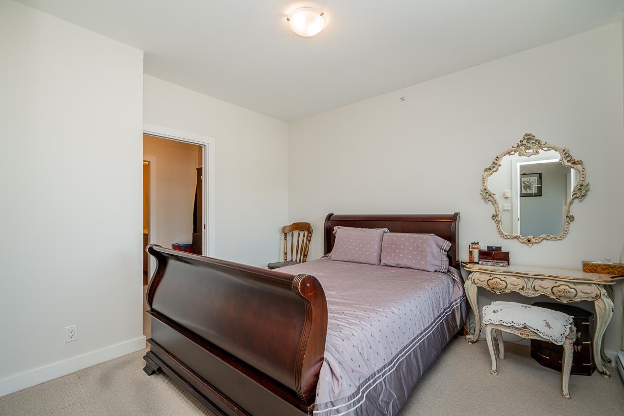 704 301 CAPILANO ROAD, #704