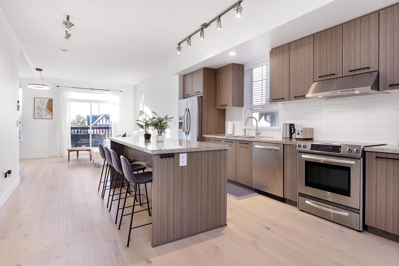 71 1338 HAMES CRESCENT, #71